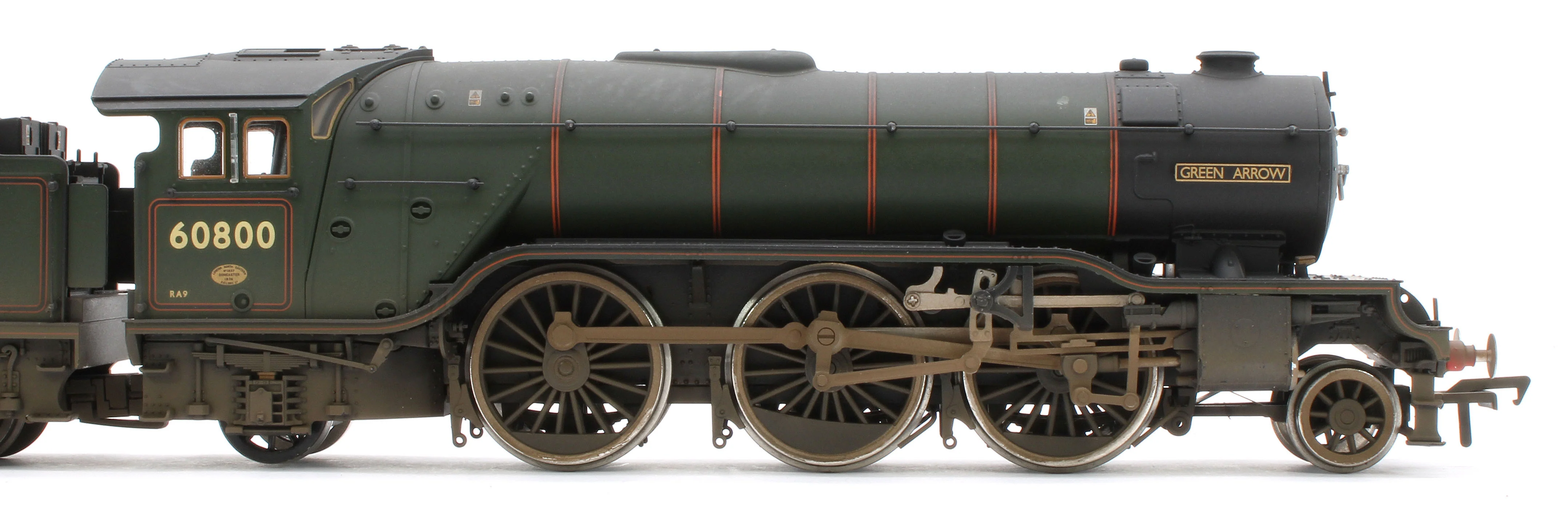 35-205NRMSFW Bespoke Weathered 'Green Arrow' BR Lined Green (Late Crest) Class V2 2-6-2 No.60800 Steam Locomotive - DCC Sound - Image 11