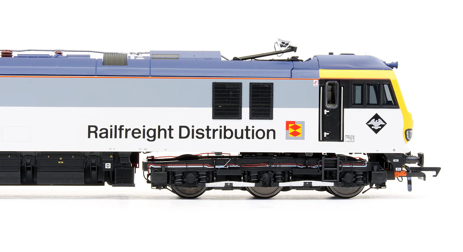 Pre-Owned ACC2197 Class 92022 'Charles Dickens' Railfreight Distribution Electric Locomotive - Limited Edition - DCC Fitted - Image 4