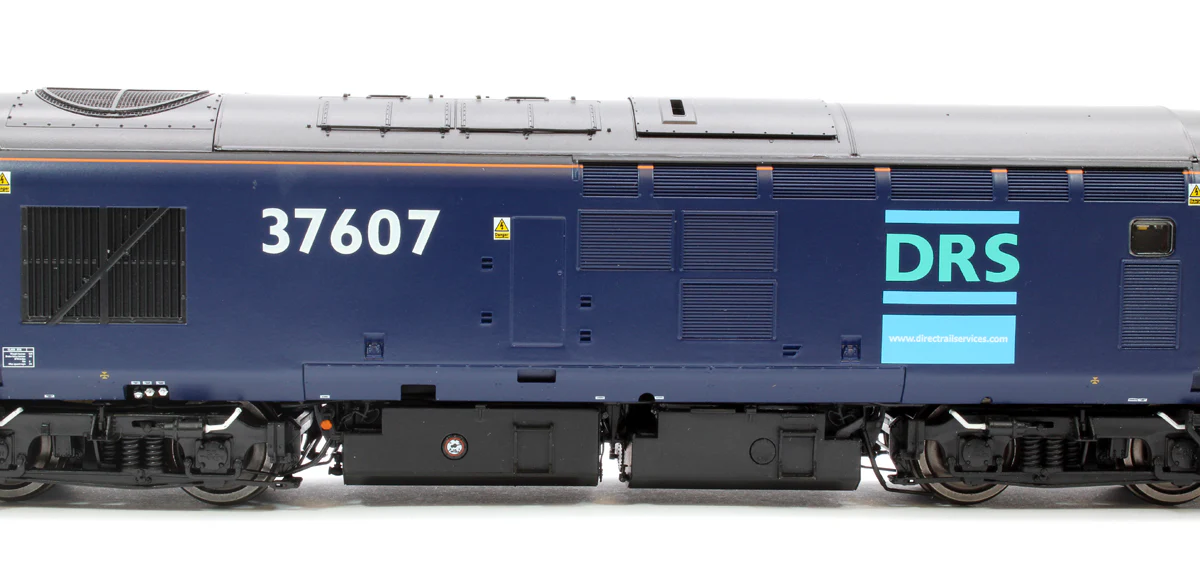 Class 37/6 37607 Original DRS Livery Diesel Locomotive - Image 10