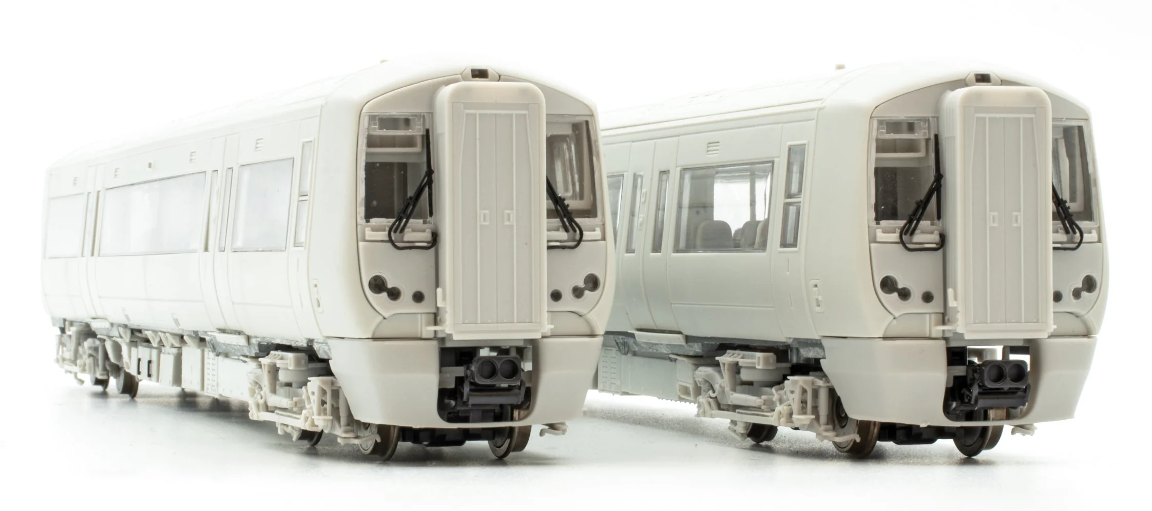ACC3054-DCC Class 375 'Electrostar' 4-car EMU 375610 SouthEastern White - DCC Sound - Image 15