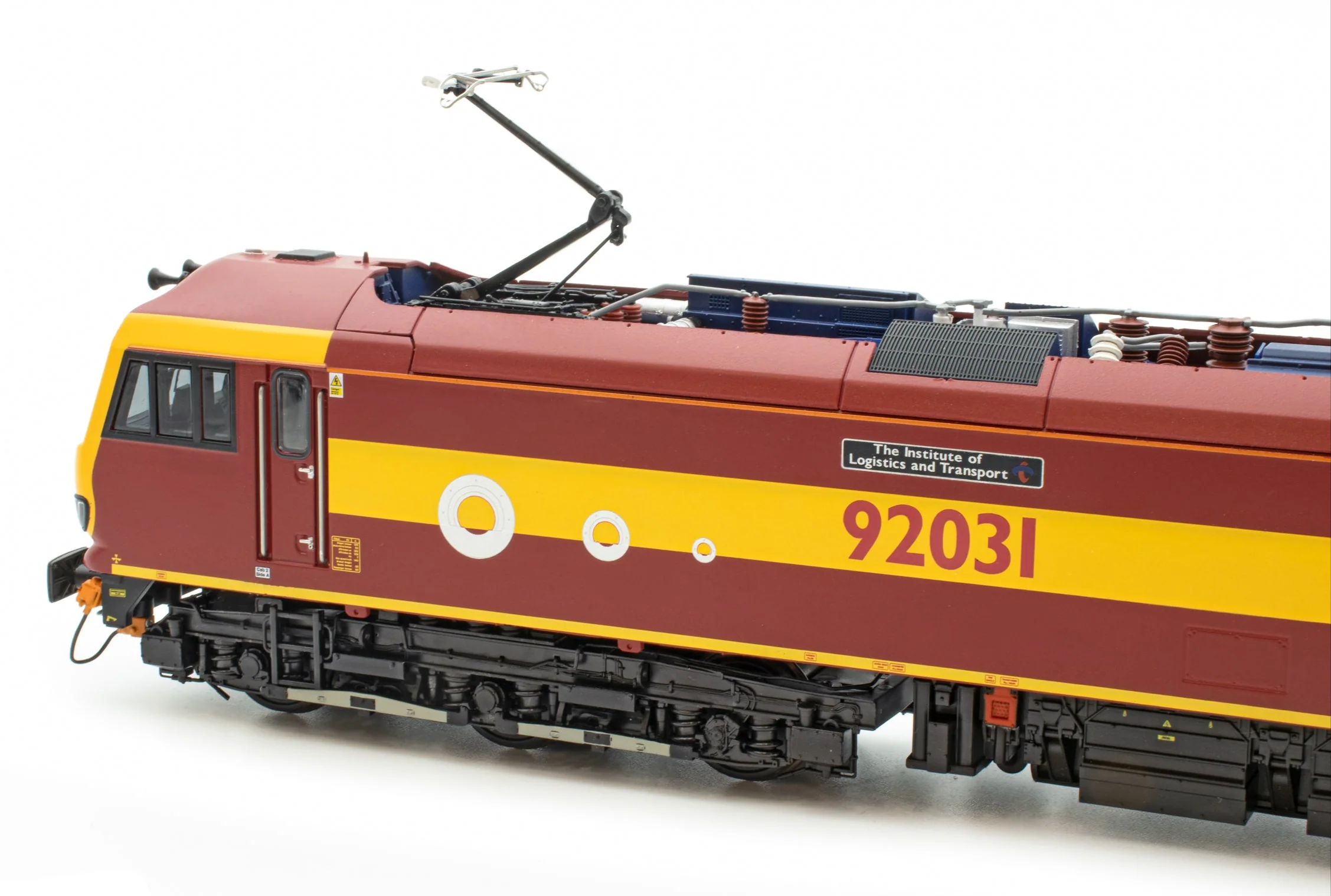 Class 92 EWS No.92031 'The Chartered Institute of Transport' Electric Locomotive - DCC Sound - Image 4