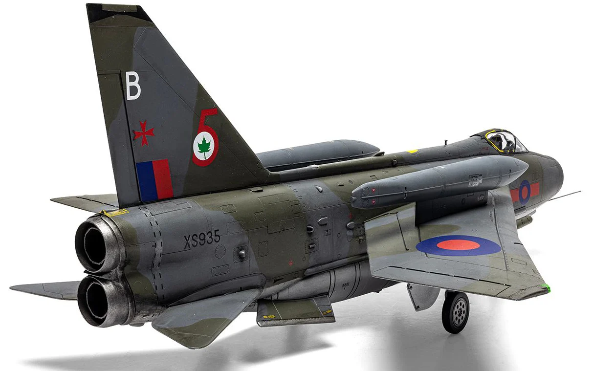 English Electric Lightning F.6 Model Kit - Image 7