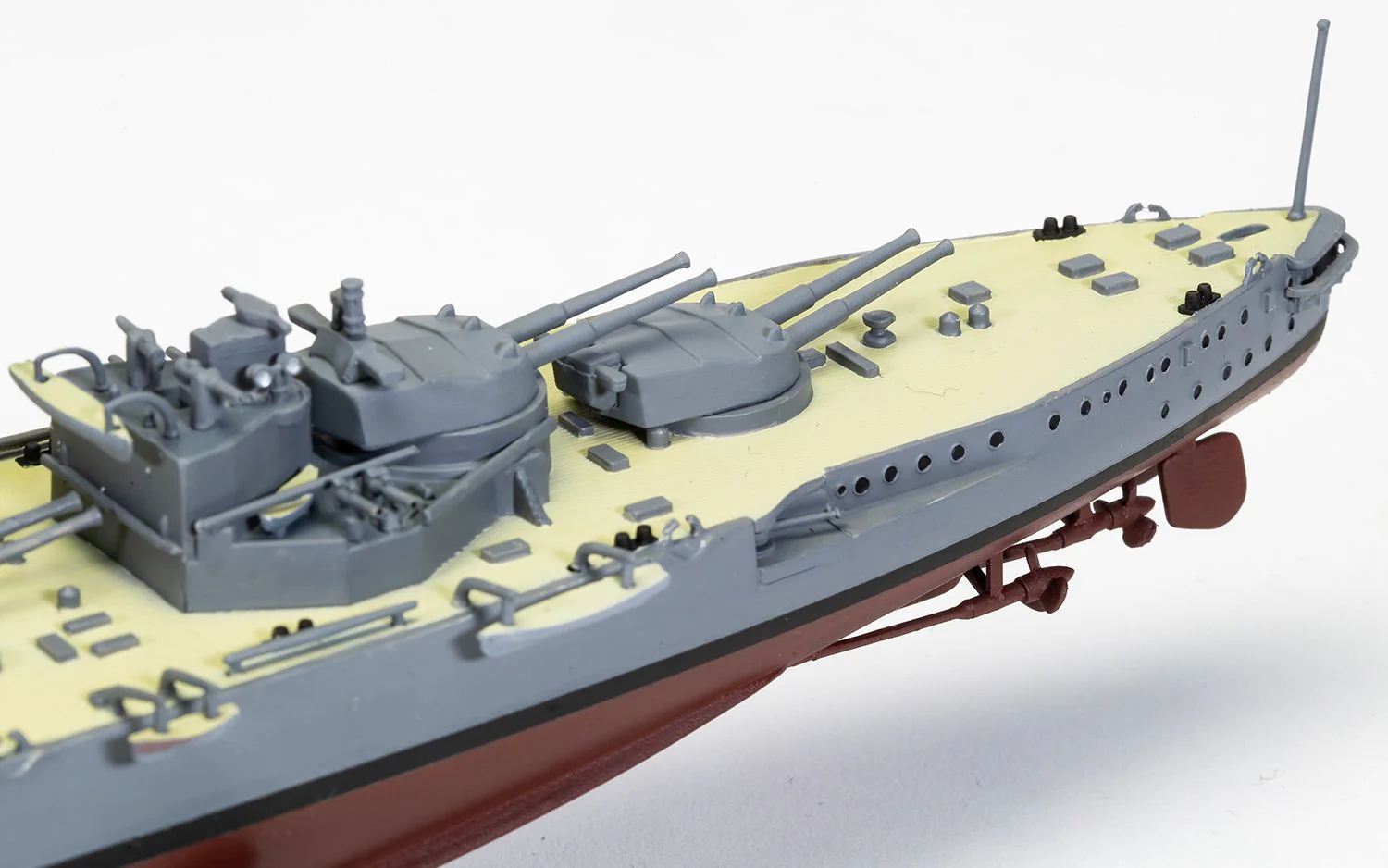 A04210V HMS Iron Duke Model Kit - Image 6