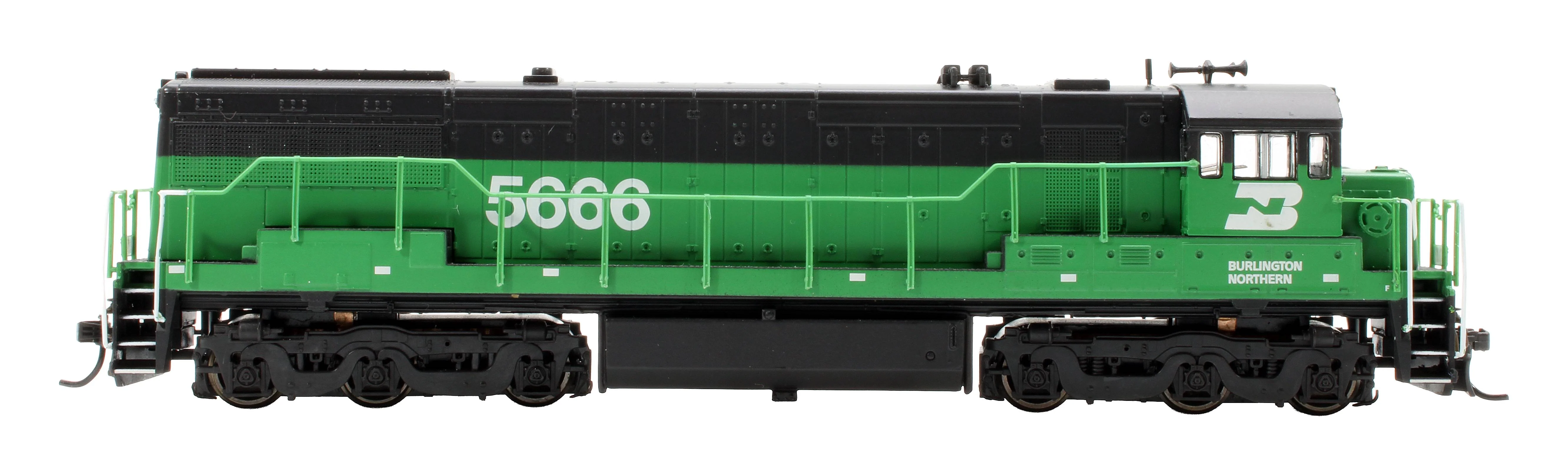 Pre-Owned HN2317 Burlington Northern G.E U28C '5666' Diesel Electric Locomotive - Image 3