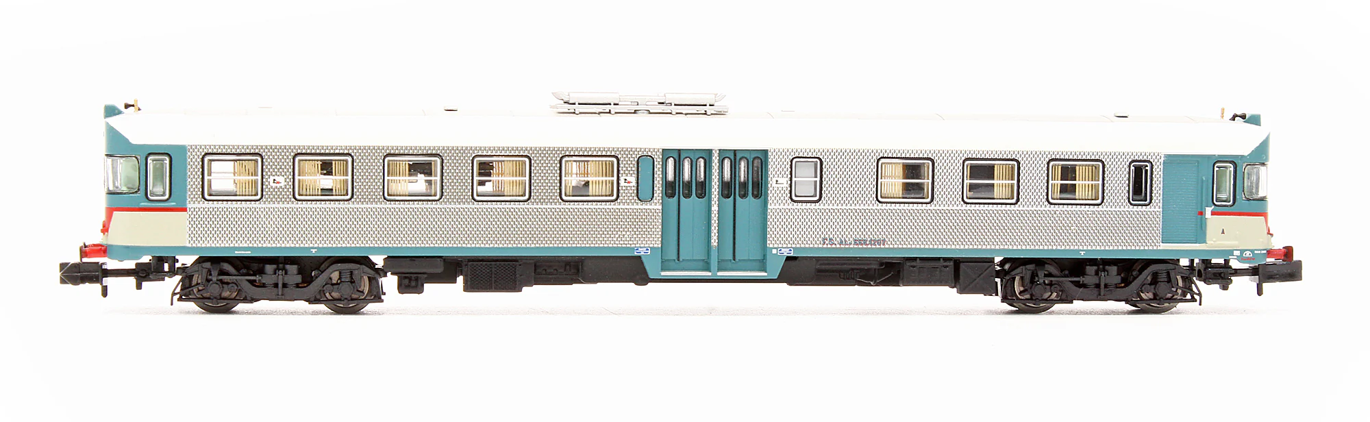 Pre-Owned HN2570S FS ALN668 1207 INOX Diesel Railcar - DCC Sound - Image 3