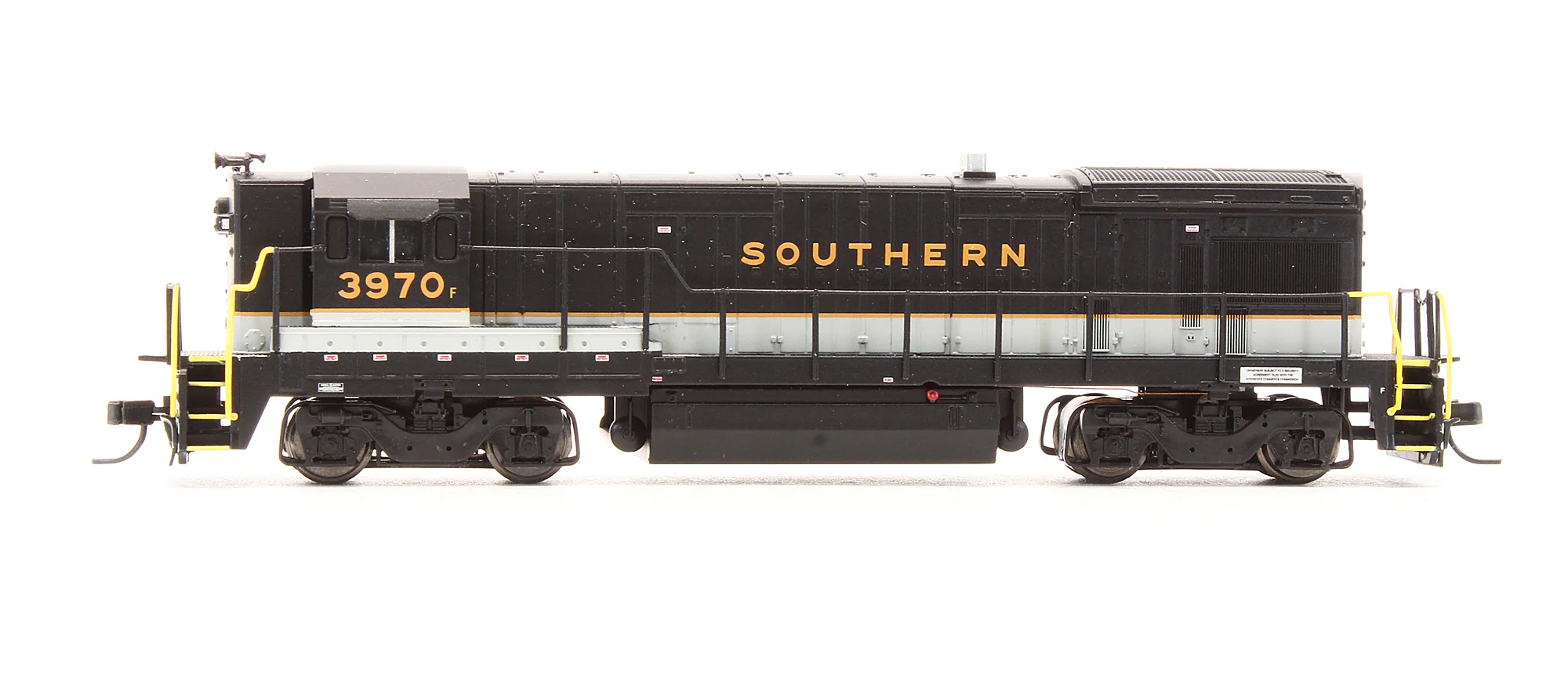 Pre-Owned 40 002 387 B23-7 High Hood Diesel Locomotive Southern - Road #3970 - Image 4