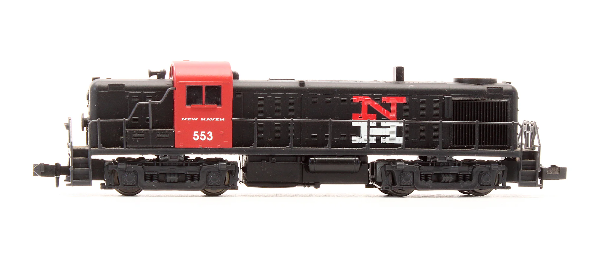 Pre-Owned 42007 Alco RS-3 New Haven Diesel Locomotive - Road #553 - Image 3