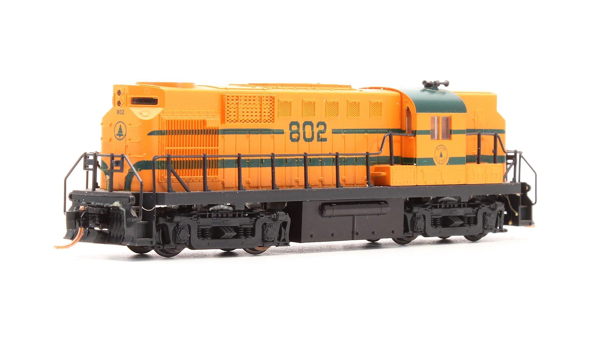 Pre-Owned 42604 RS-11 Diesel Locomotive Maine Central - Road #802 - Image 2