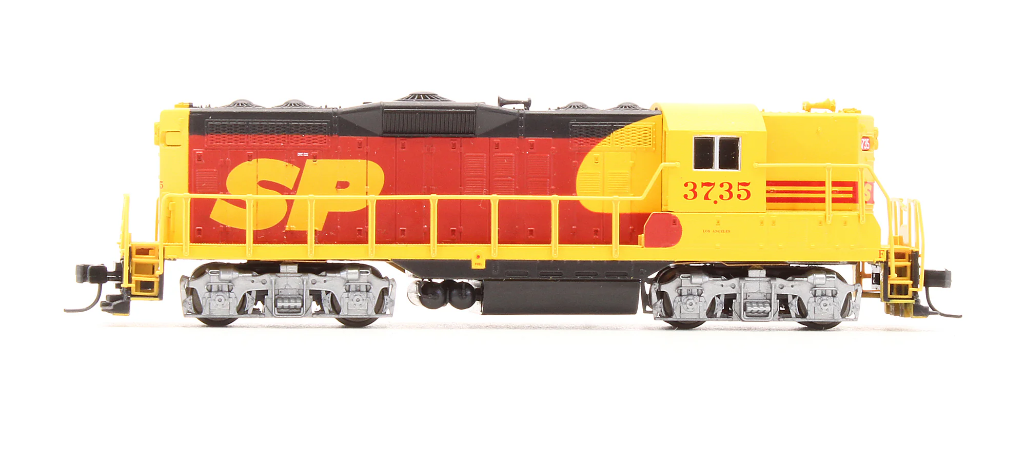 Pre-Owned 48339 GP9 Ph.2 Diesel Locomotive Southern Pacific - Road #3735 - Image 3