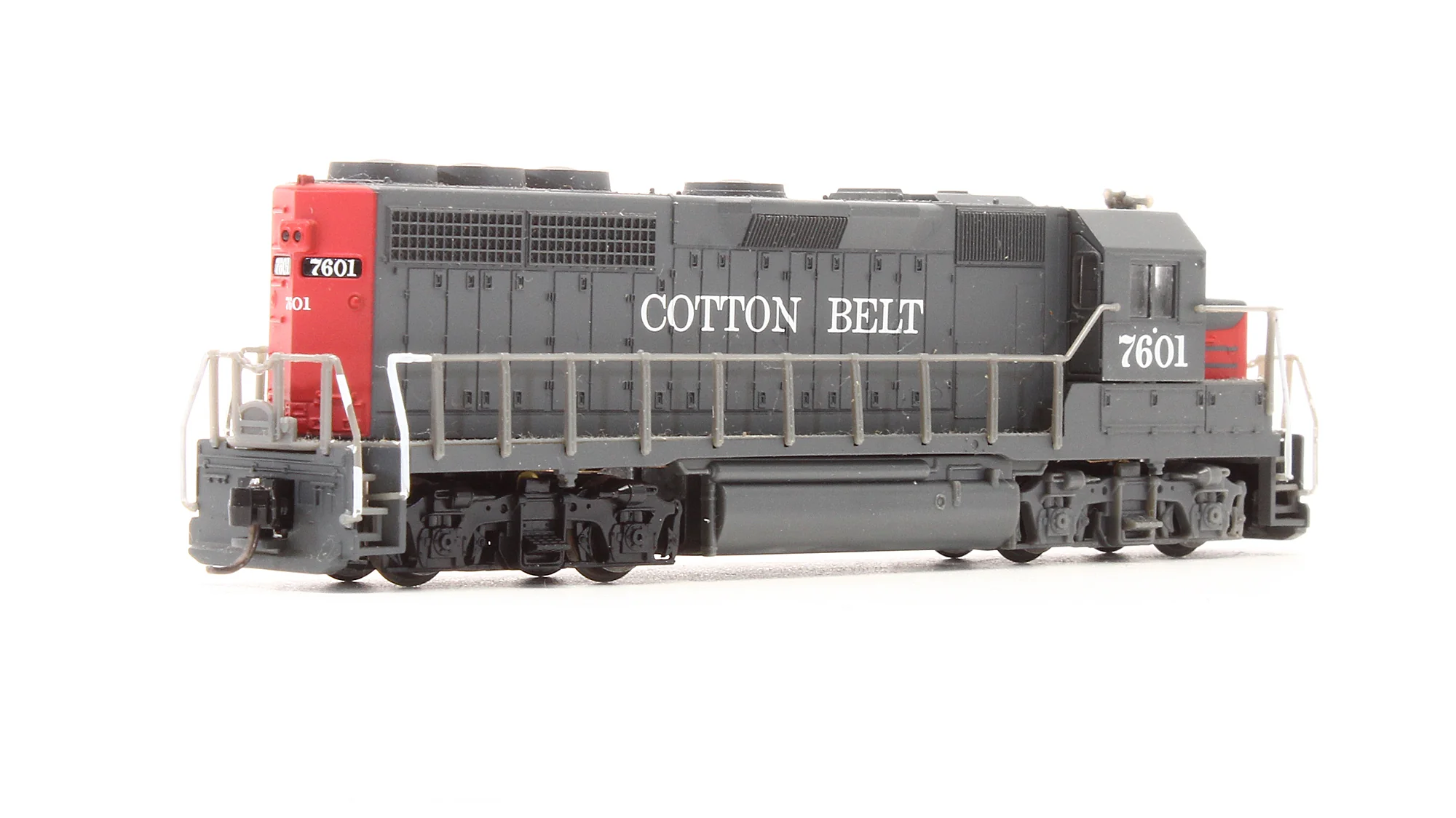 Pre-Owned 48514 GP40 Diesel Locomotive Cotton Belt - Road #7601 - Image 2