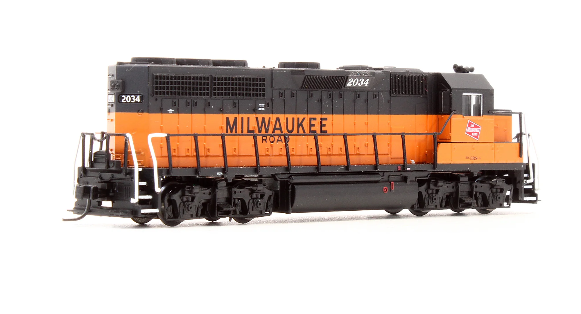 Pre-Owned 48539 GP40 Diesel Locomotive MIlwaukee Road - Road #2034 - Image 2