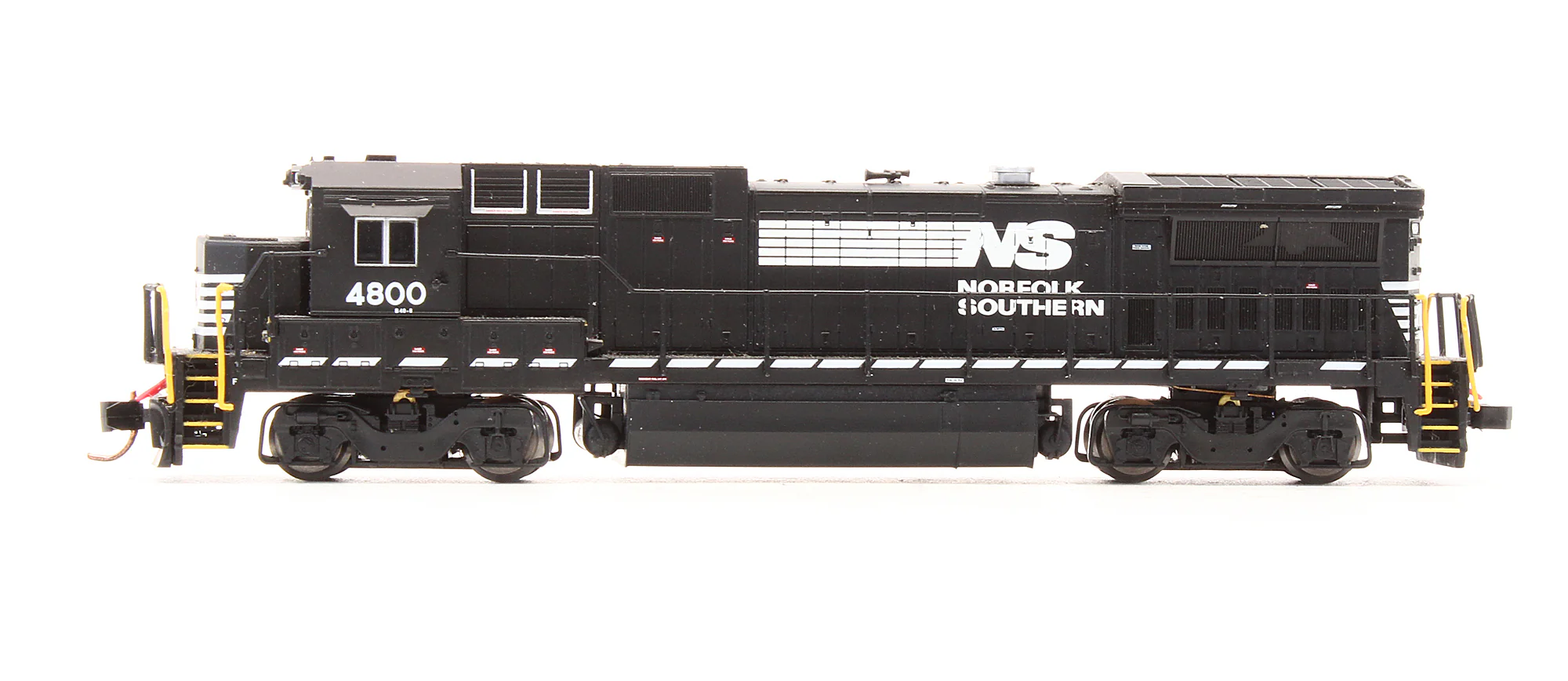 Pre-Owned 48788 Dash 8-40B Norfolk Southern Diesel Locomotive - Road #4800 - Image 4