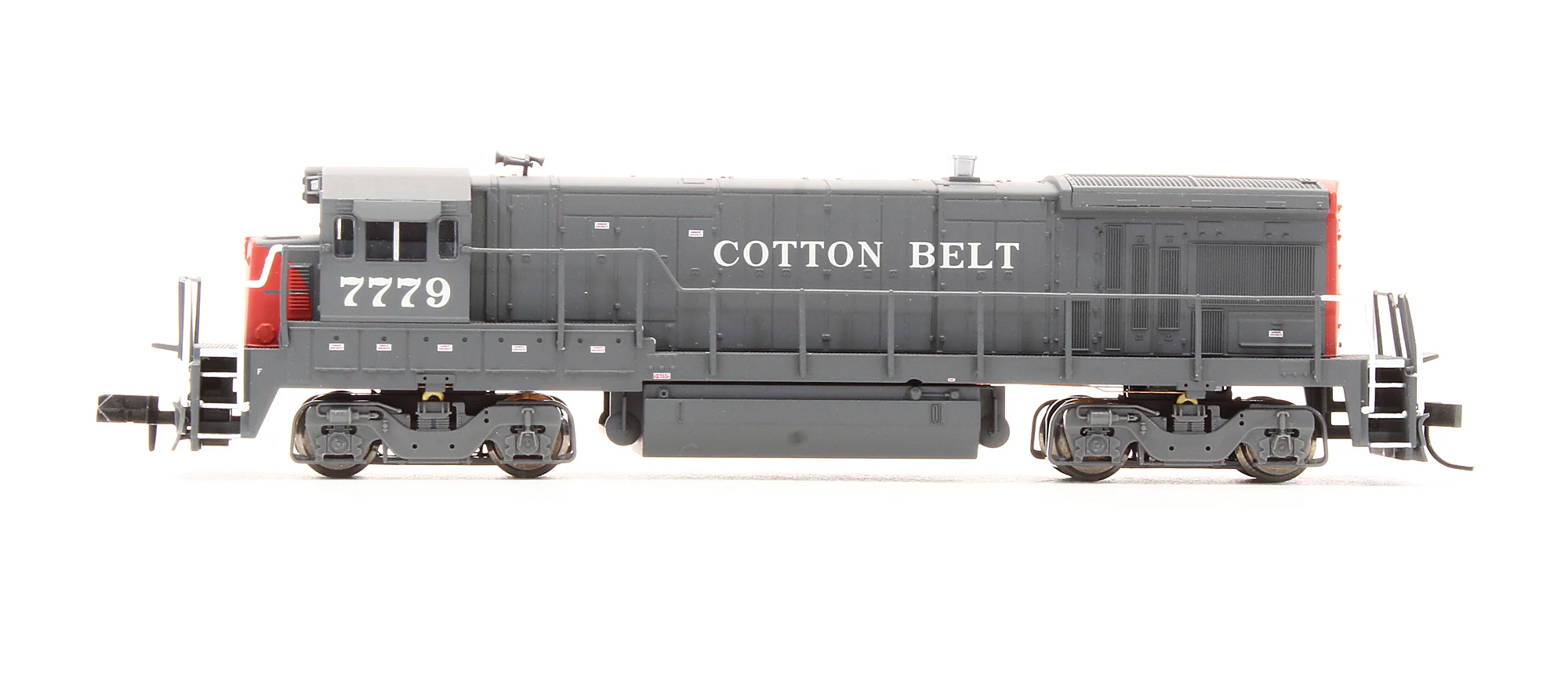 Pre-Owned 49925 B30-7 Diesel Locomotive Cotton Belt - Road #7779 - Image 4