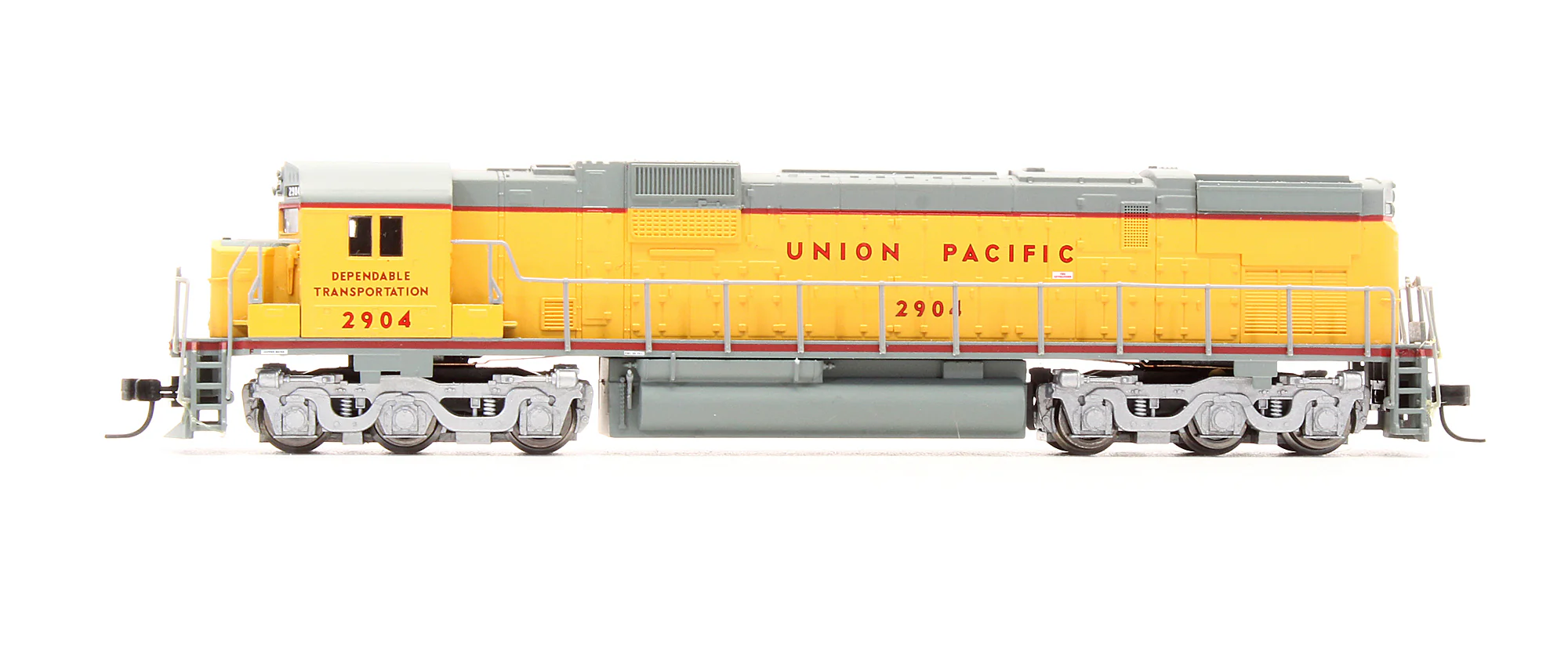 Pre-Owned 54220 C-630 Diesel Locomotive Union Pacific - Road #2904 - Image 4