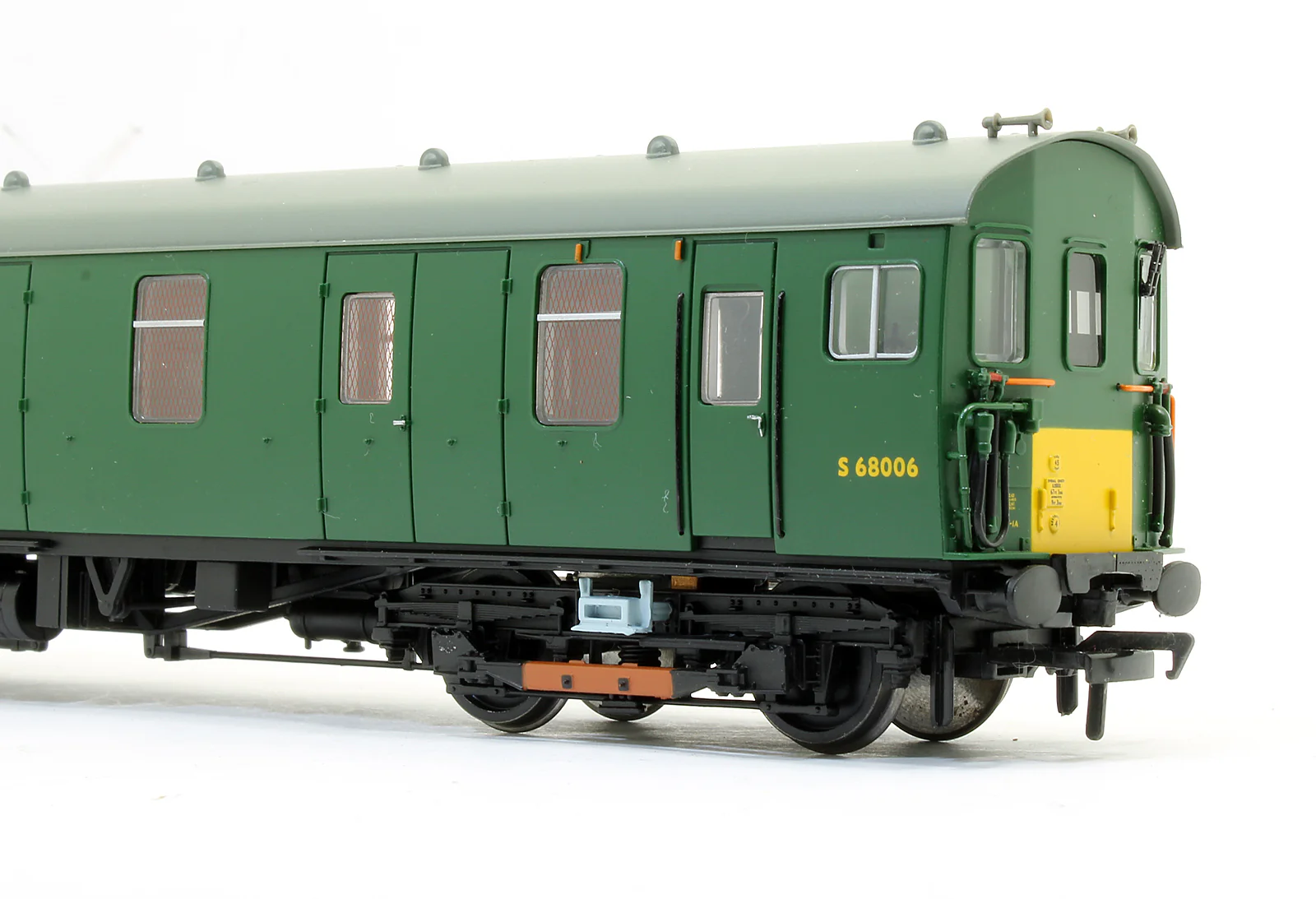 Motor Luggage Van Late SR Multiple Unit Green With Yellow Warning Panel - Image 4
