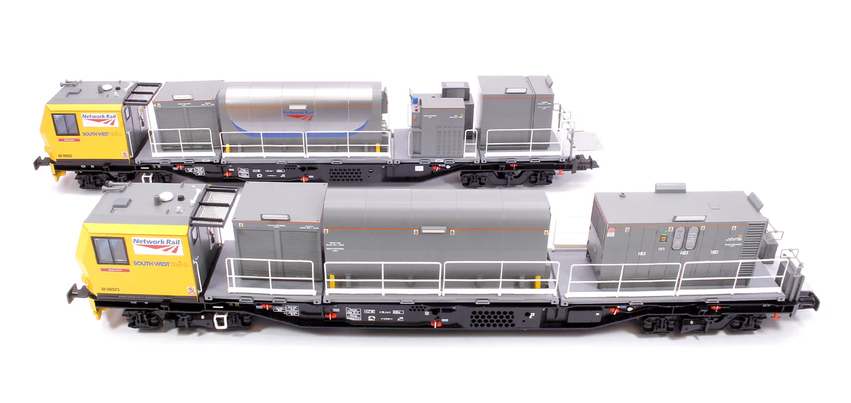 Windhoff MPV 2-Car Set Network Rail Yellow Nos. DR98923 and DR98973 - Image 15