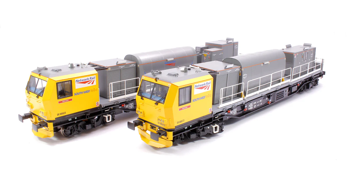 Windhoff MPV 2-Car Set Network Rail Yellow Nos. DR98923 and DR989 - DCC Sound - Image 14