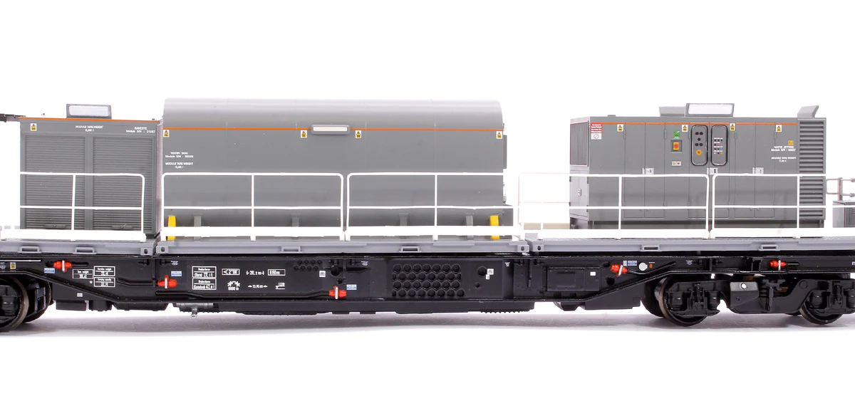Windhoff MPV 2-Car Set Network Rail Yellow Nos. DR98923 and DR989 - DCC Sound - Image 6
