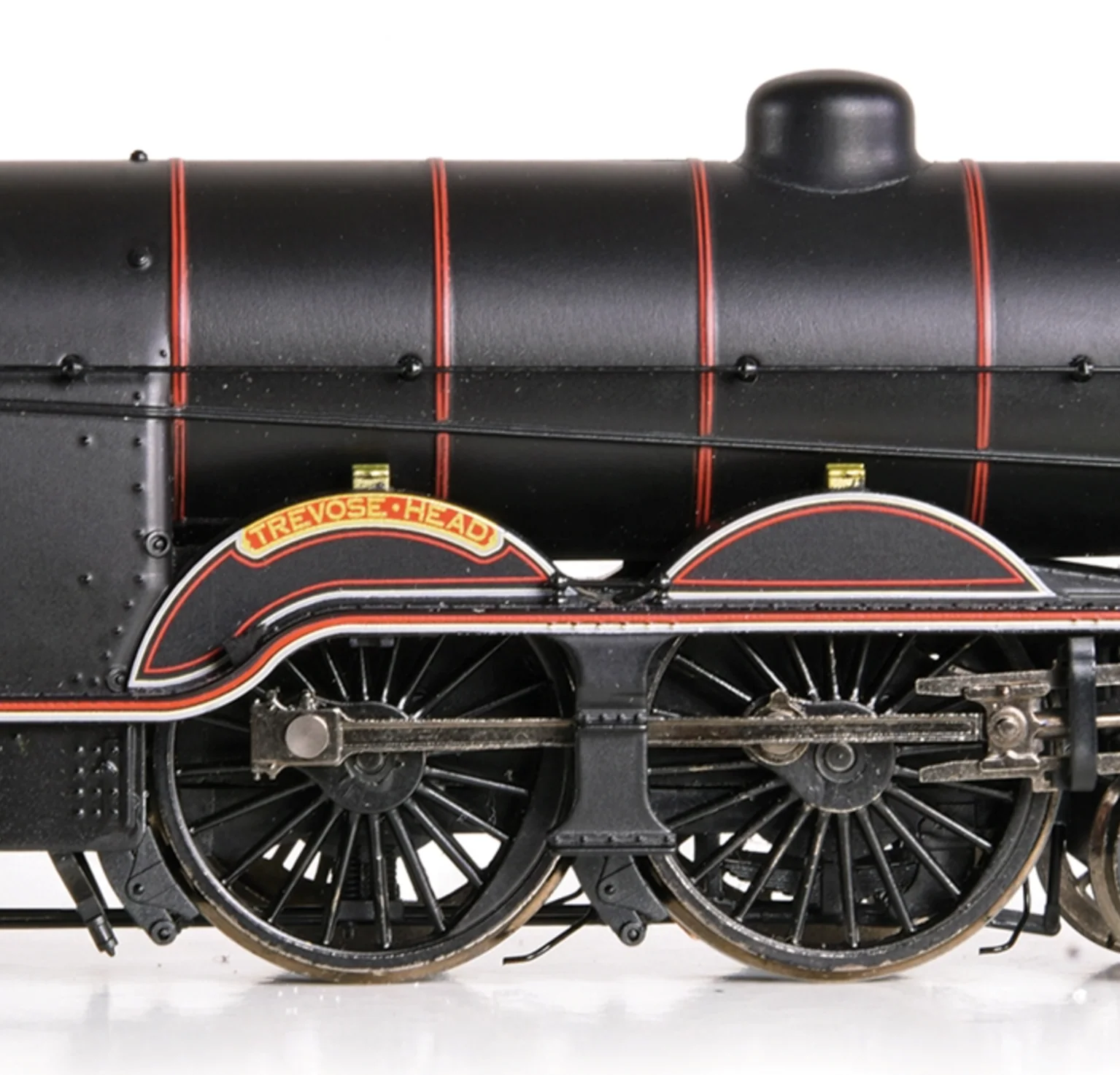 Pre-Owned 31-921ASF LB&SCR H2 Atlantic 32425 'Trevose Head' BR Lined Black (Early Emblem) - DCC Sound - Image 3