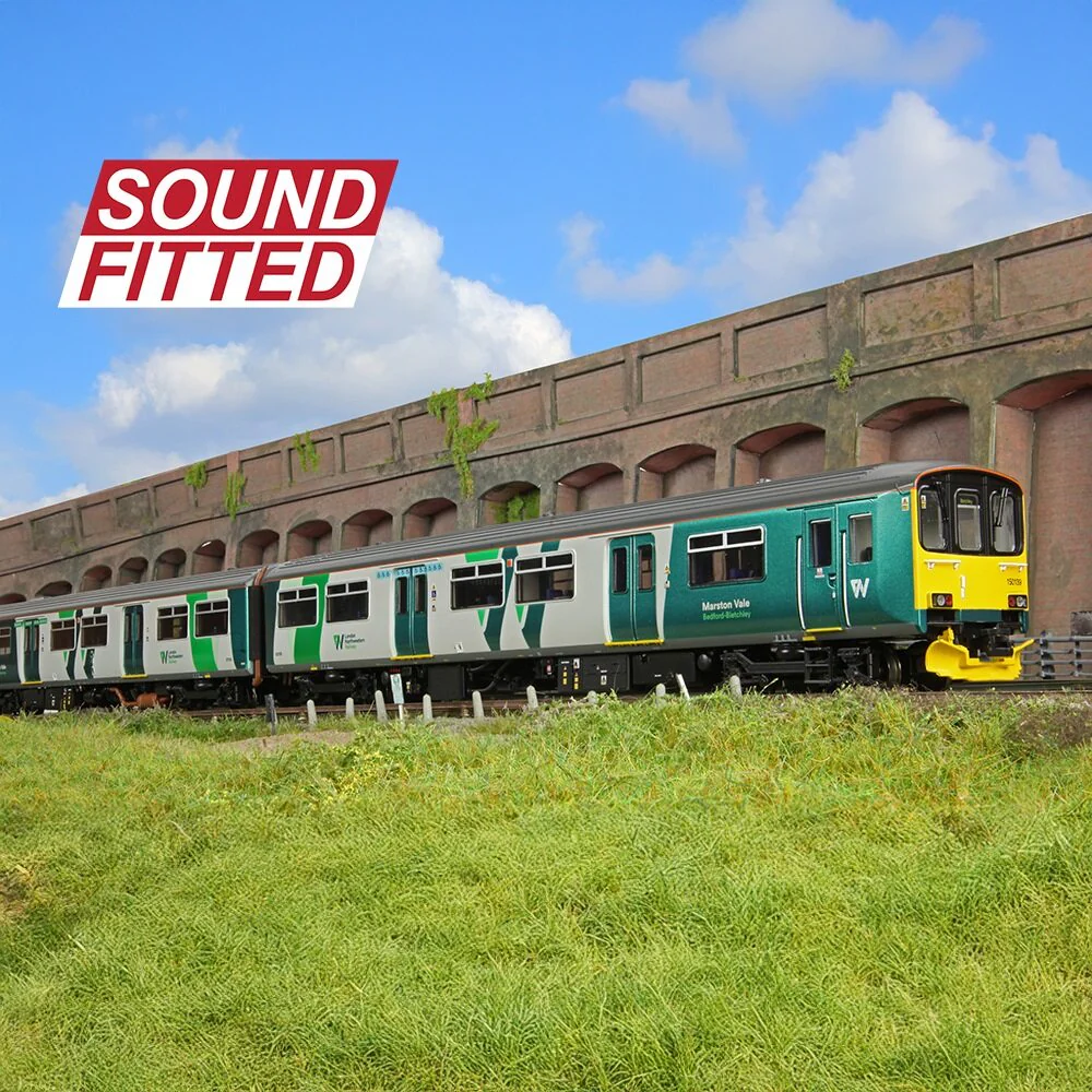 Class 150/1 2-Car DMU 150139 London Northwestern Railway - DCC Sound - Image 2