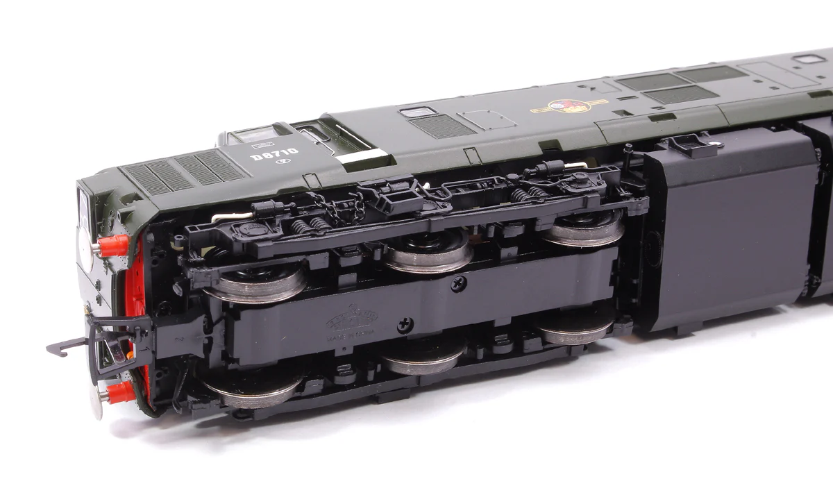 Class 37/0 Split Headcode D6710 BR Green (Late Crest) Diesel Locomotive (DCC Sound) - Image 12