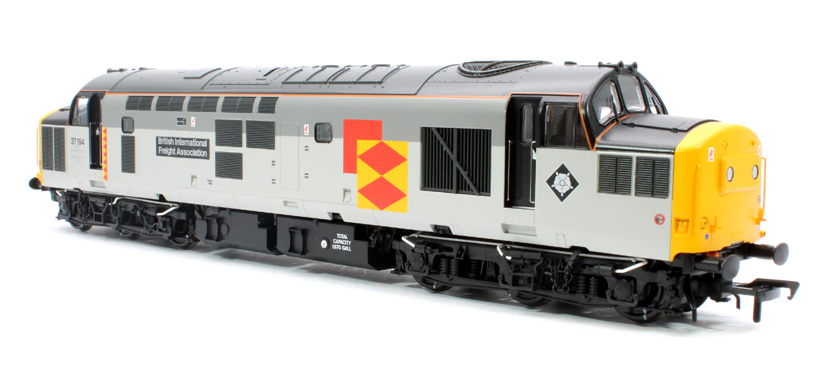 Pre-Owned 35-307 Class 37/0 Centre Headcode 37194 'British Int. Freight Assoc.' BR RF Diesel Locomotive - DCC Fitted - Image 4