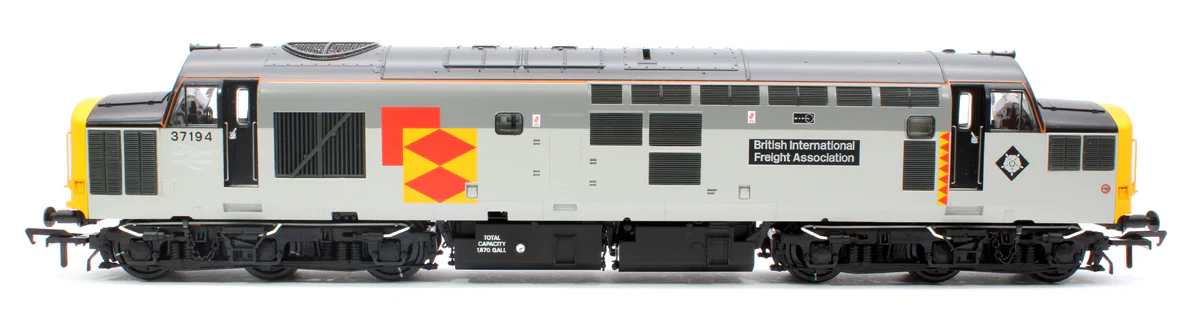 Pre-Owned 35-307 Class 37/0 Centre Headcode 37194 'British Int. Freight Assoc.' BR RF Diesel Locomotive - DCC Fitted - Image 5