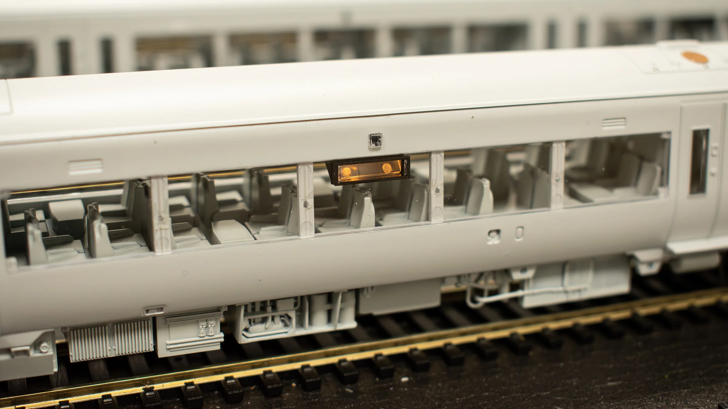 35-626SF Class 170/4 3-Car DMU 170420 East Midland Railways (EMR Regional) - DCC Sound - Image 11