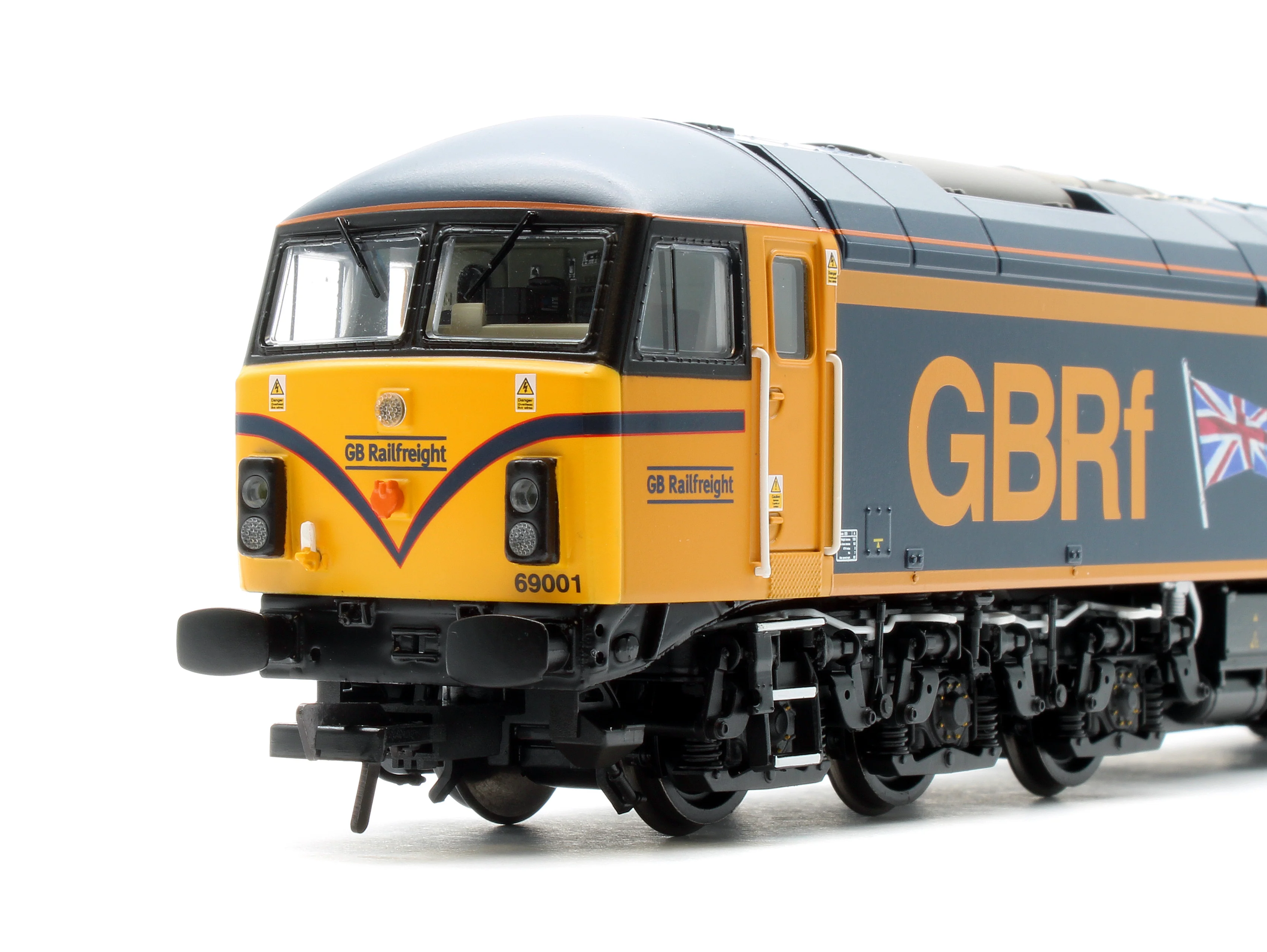 35-776 Class 69 69001 'Mayflower' GBRf (UK & US Flags) Diesel Locomotive - Image 7
