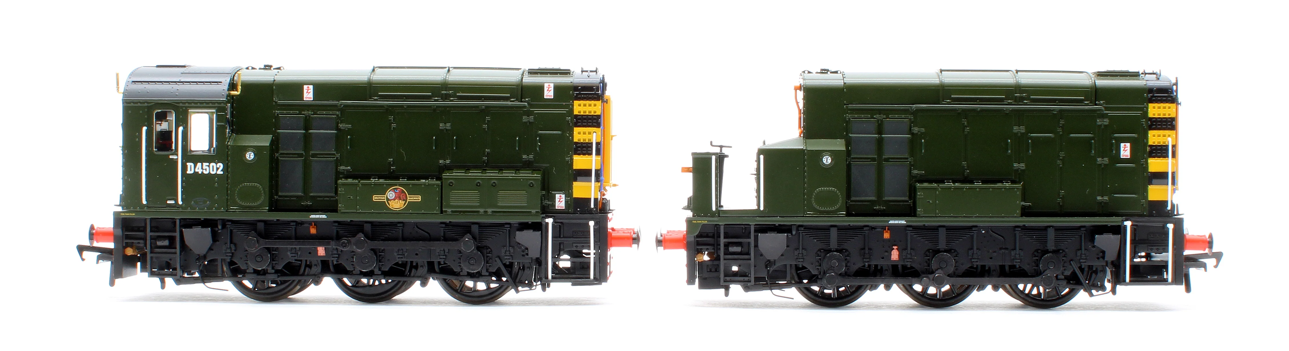 Class 13 D4502 BR Green (Wasp Stripes) Diesel Locomotive - Image 6