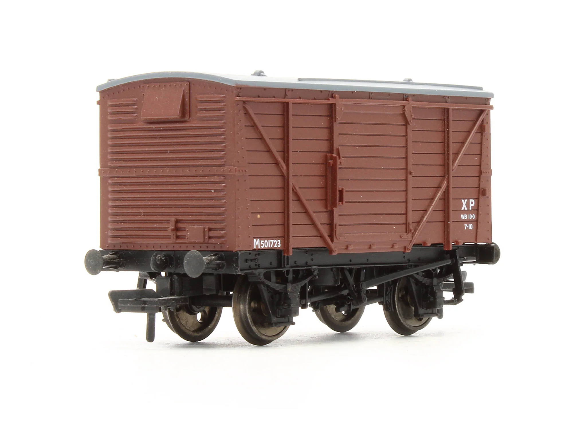 Pre-Owned 37-802 12 Ton Planked Ventilated Van BR Brown 'M501723'
