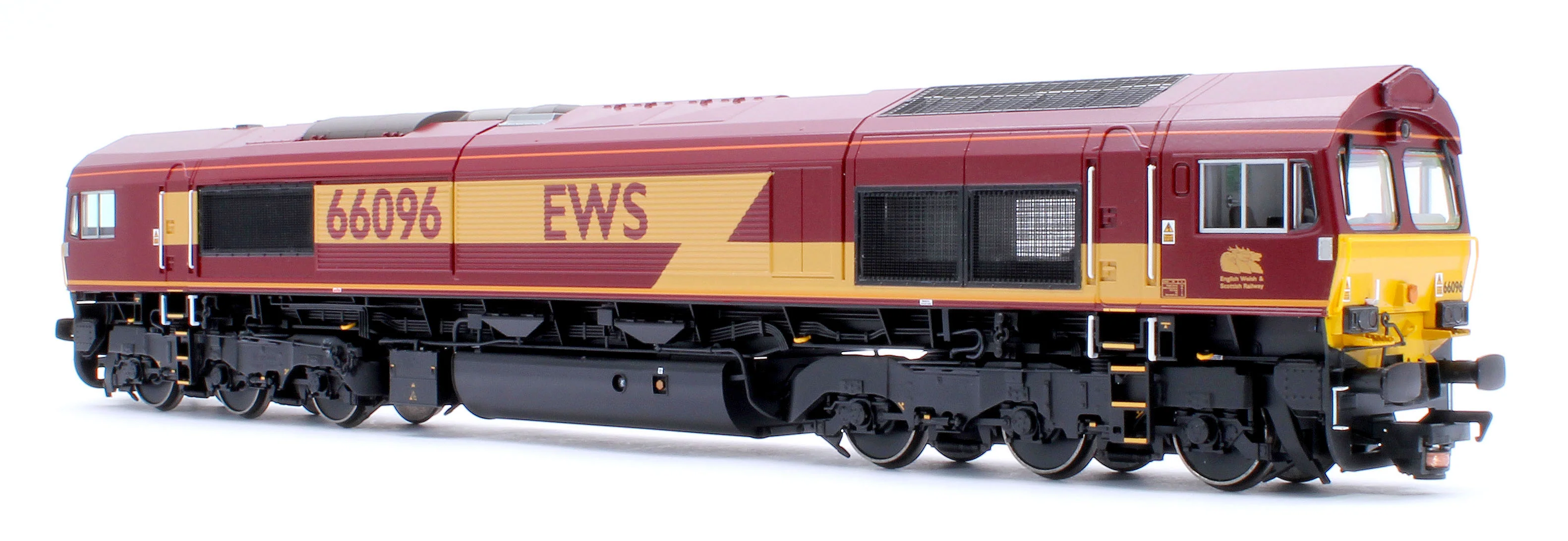 Class 66/0 66096 EWS Diesel Locomotive - Image 3