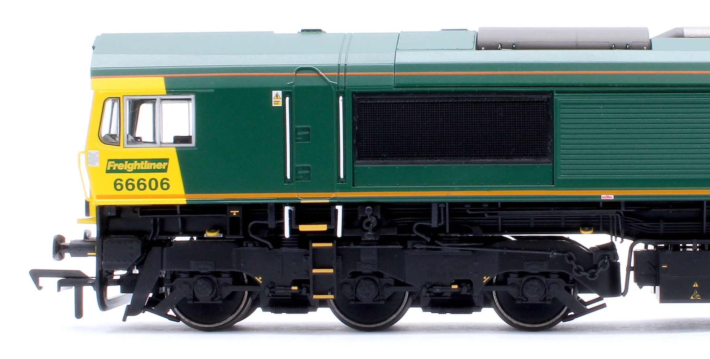 Class 66/6 66606 Freightliner Green Diesel Locomotive - DCC Sound - Image 6