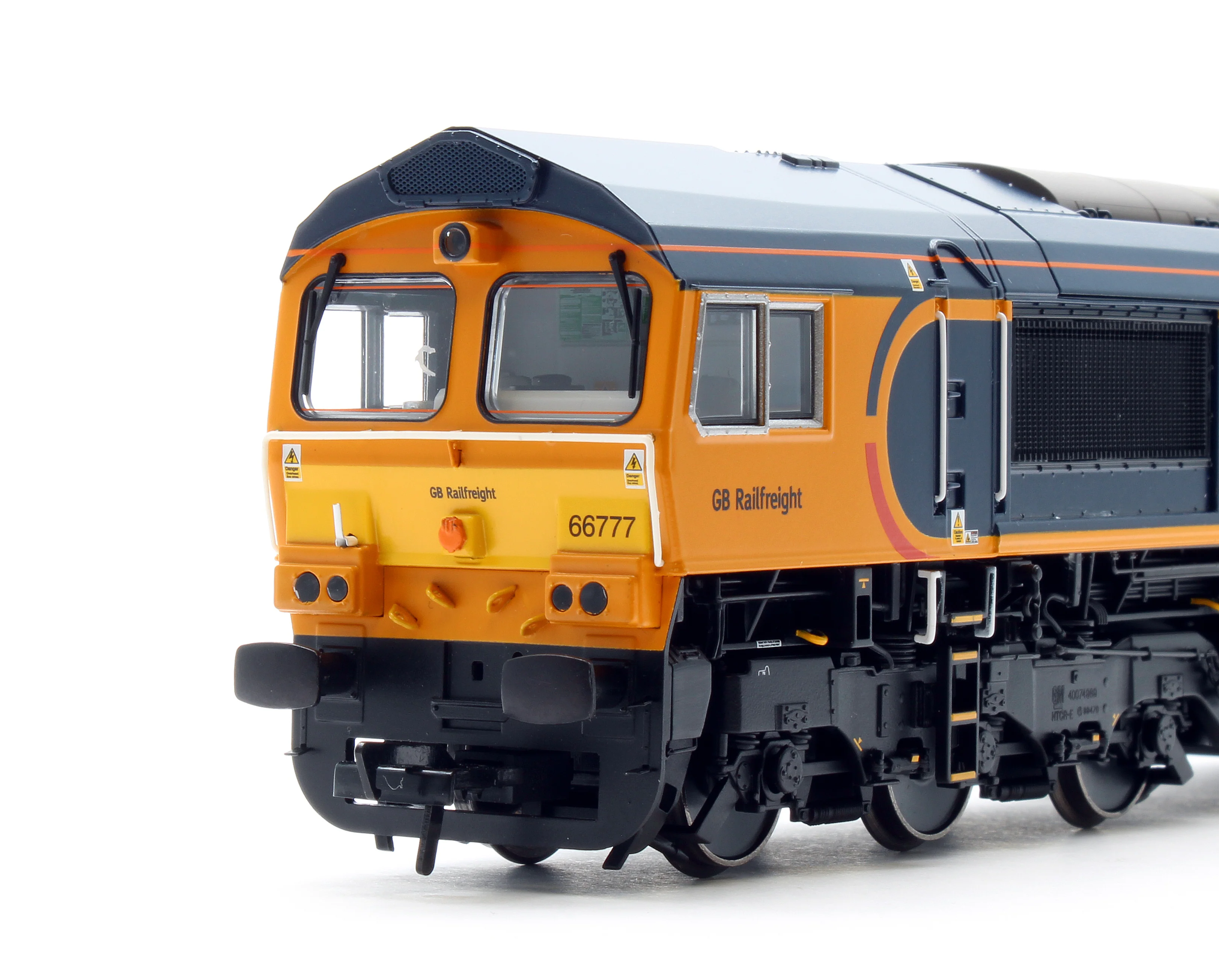 Class 66/7 66777 'Annette' GBRf Europorte Diesel Locomotive - Image 7