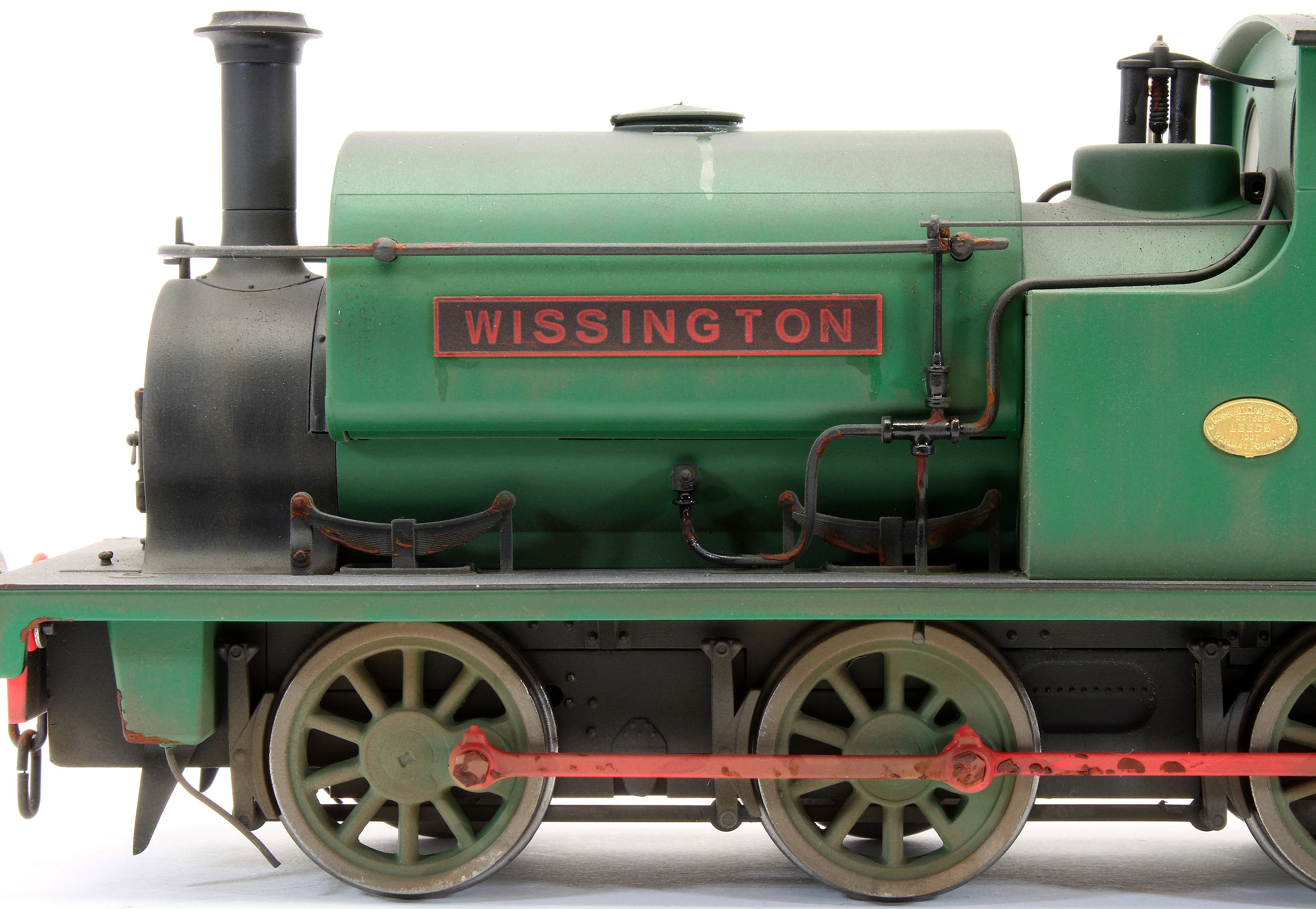 Bespoke Weathered Hudswell Clarke 'Wissington' 0-6-0 Tank Green Steam Locomotive - Heavy Finish, Nameplate Added, Works Plate Added - Image 10