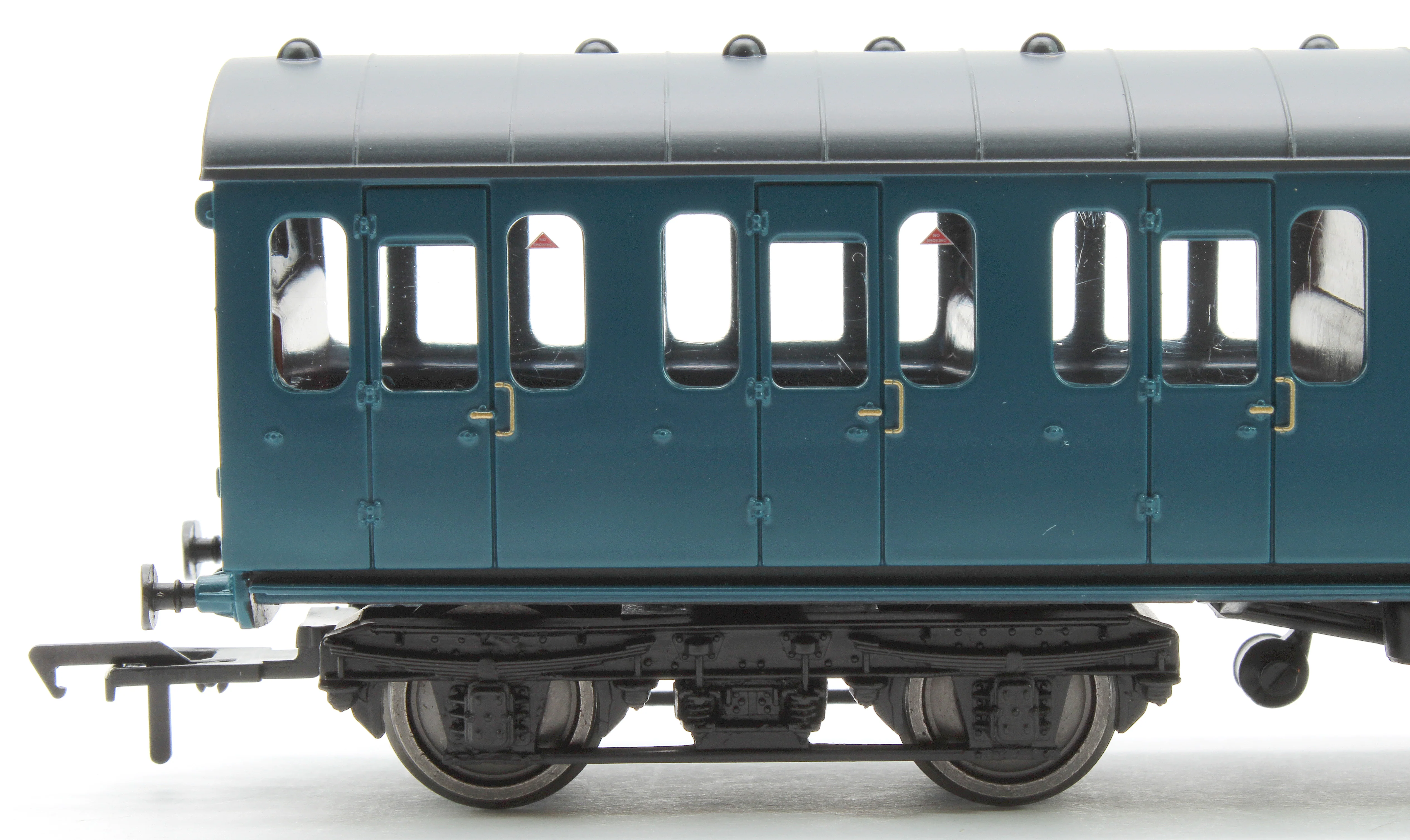 BR Mk1 57ft 'Suburban' S Second BR Blue E46159 - Image 4