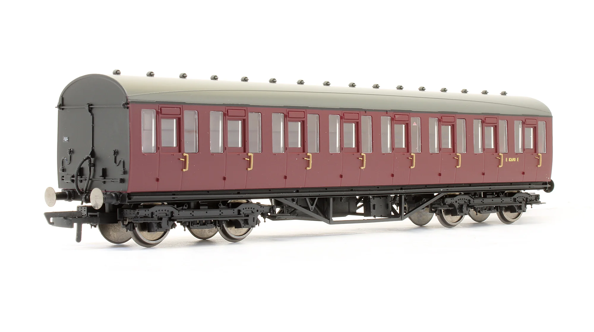 BR Thompson Suburban 3rd Class Brake Coach 'E 82690 E'