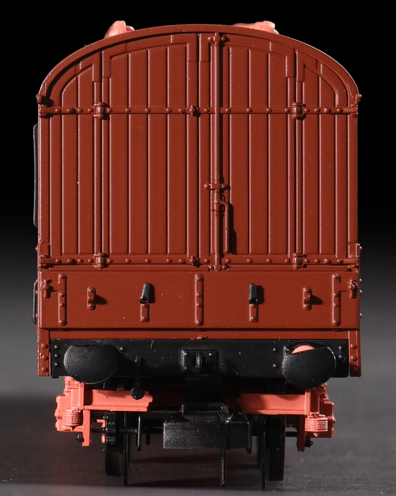 C2025 LMS 42ft GUV Parcels Van BR Departmental Yellow ADB975241 - Image 10