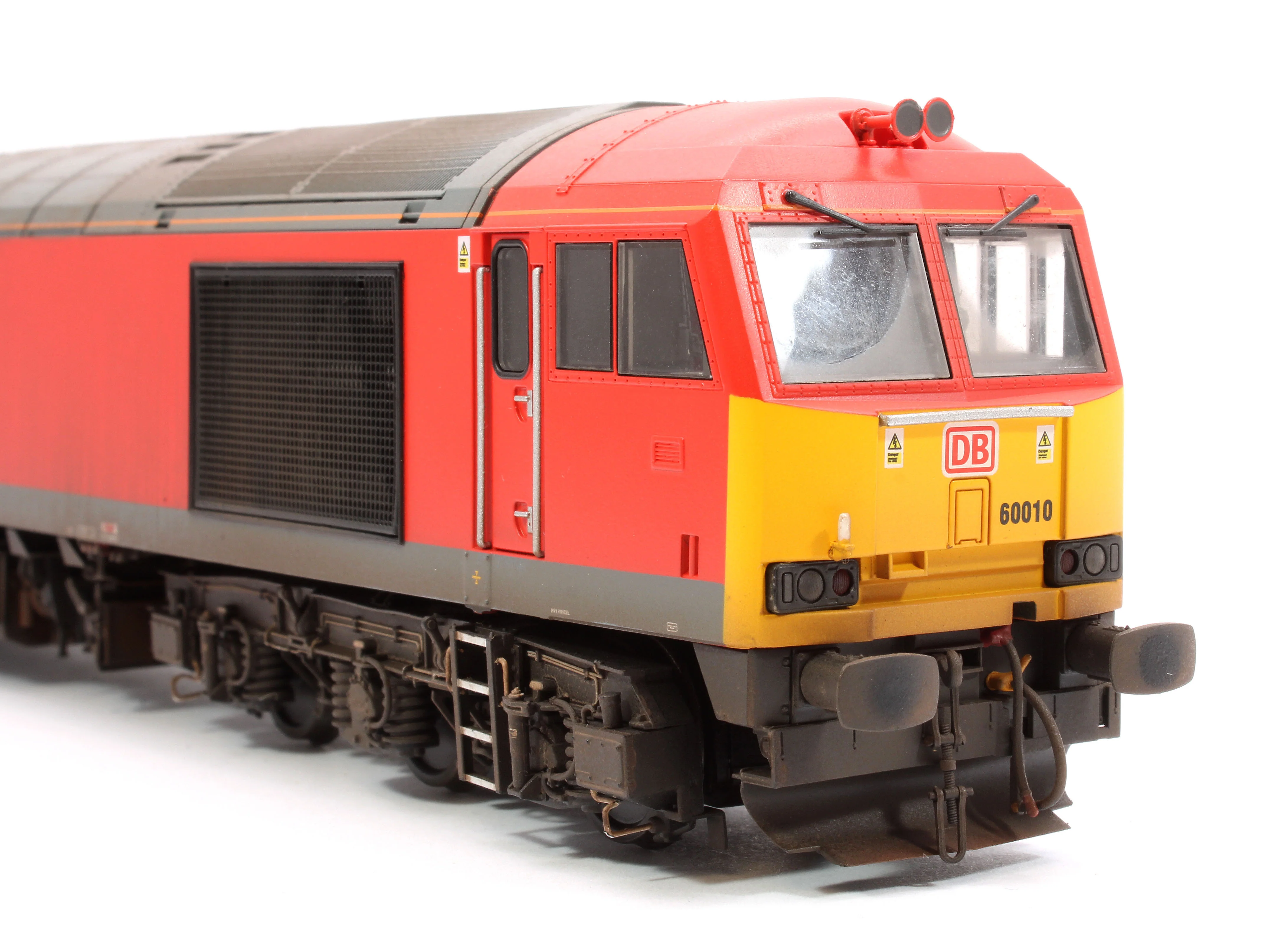 CM-60010-DBW Highly Detailed Premium Weathered Class 60 010 Debranded DB Cargo UK Diesel Electric Locomotive - Image 9