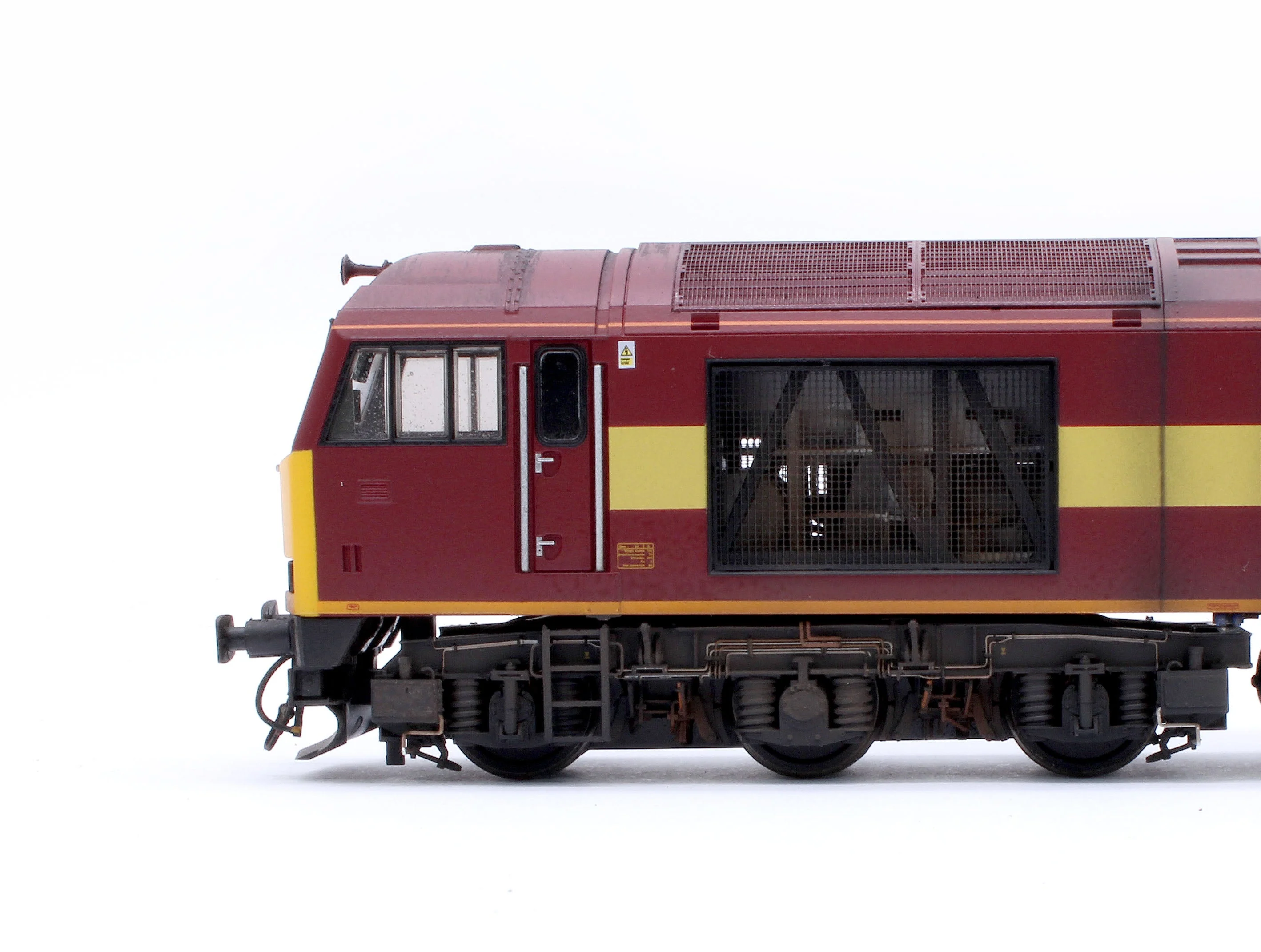 Pre-Owned Highly Detailed Premium Weathered Class 60 018 EWS Diesel Electric Locomotive - Image 6