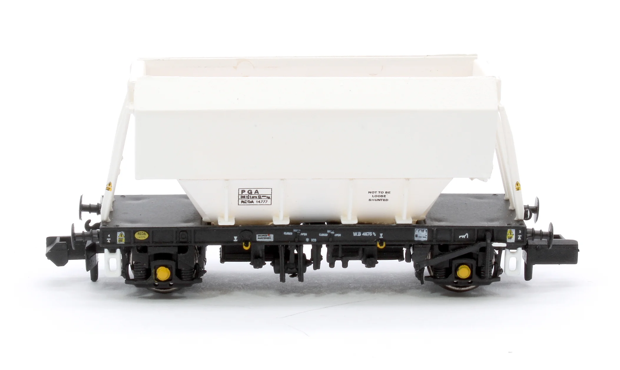 CM PG012 N (PW) TP (A) Set of 3 PGA 51T Hopper Wagons (Plain White) - Image 4