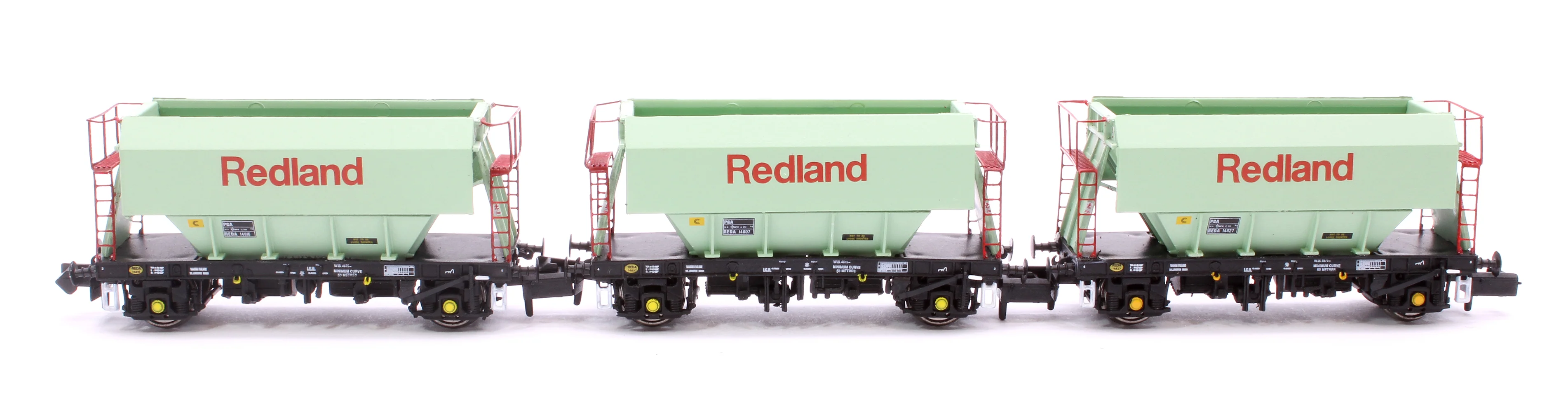 CM PG012 N (R) TP (C) Set of 3 Redland PGA 51T Hopper Wagons - Image 2