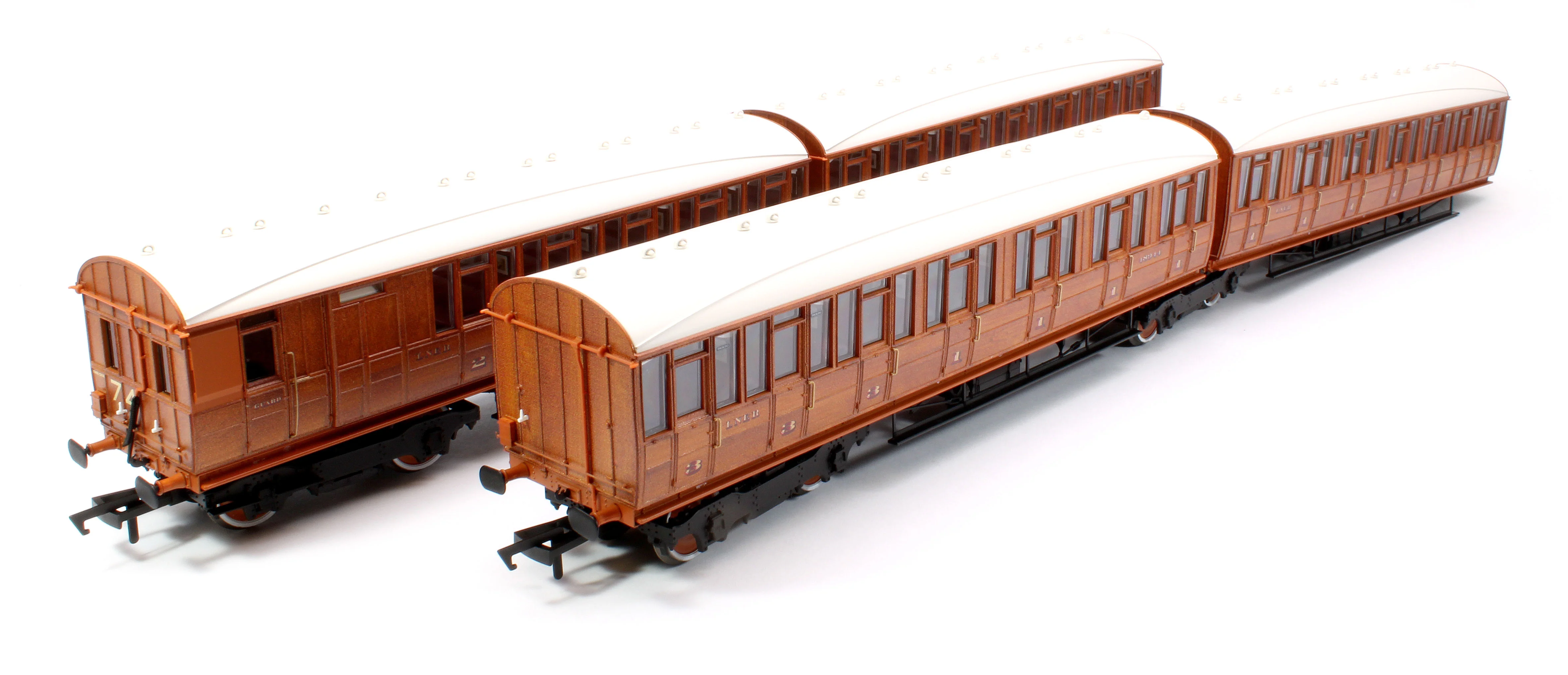 C2001B Quad Art Set No. 74B LNER Teak 4 Coach Pack