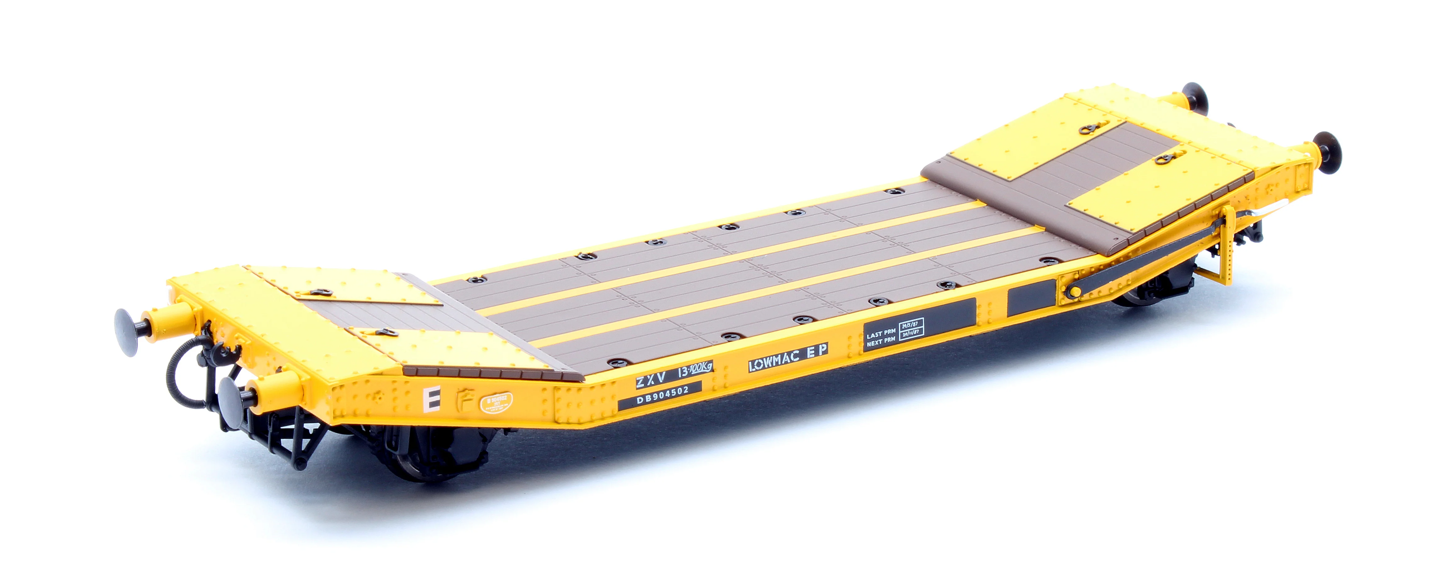 C3009A 25T Lowmac BR Engineers Yellow Wagon DB904502 - Image 2
