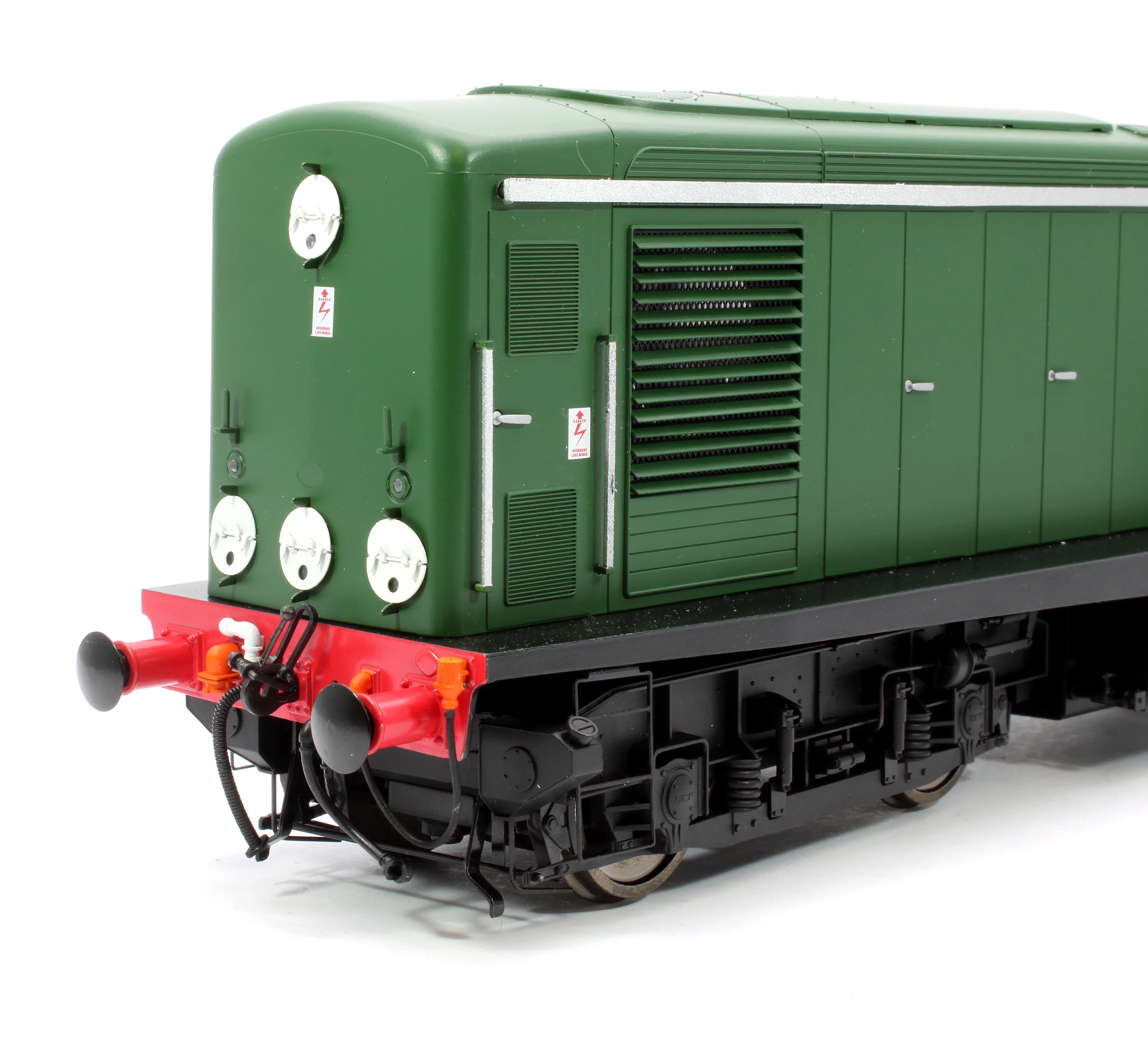 Class 15 D8215 BR Green (Late Crest) Diesel Locomotive - Image 6