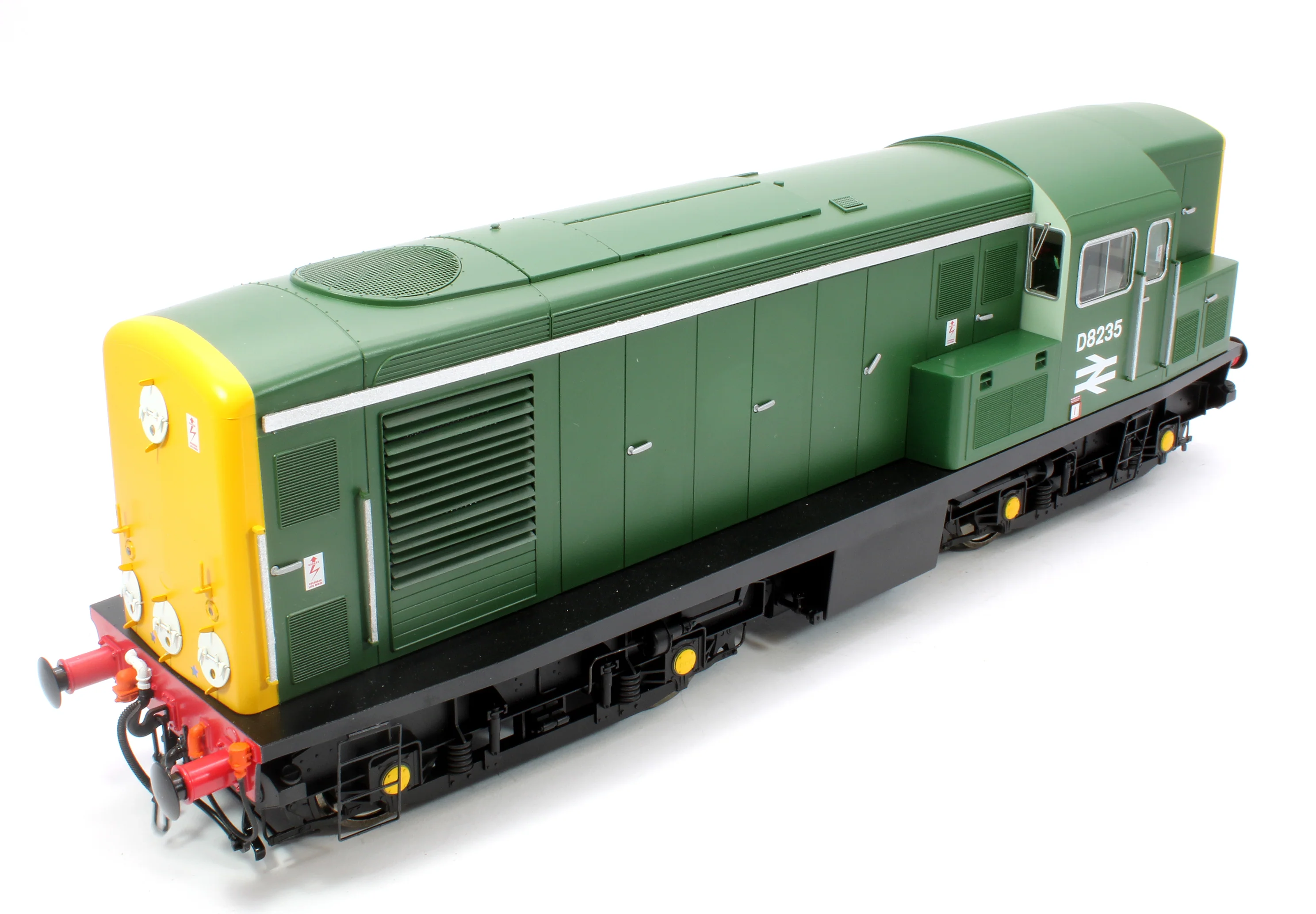 E84707 Class 15 D8235 BR Green (Full Yellow Ends) Diesel Locomotive - Image 8