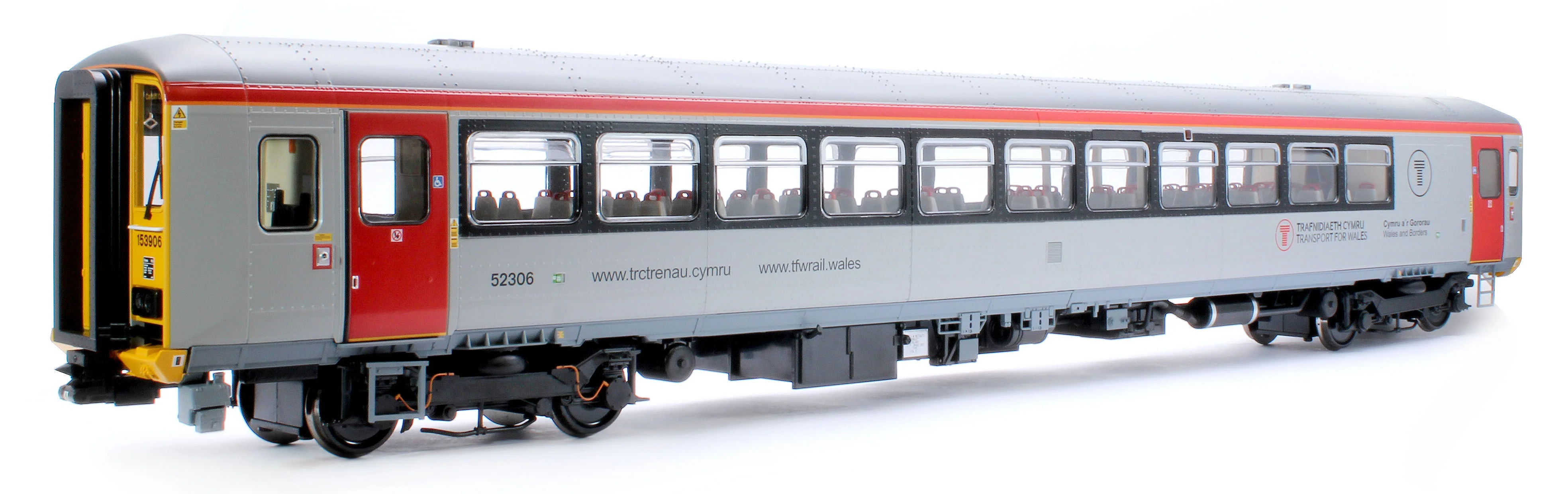 53273 Class 153 Transport for Wales Grey/Red 153906 Diesel Locomotive - DCC Sound - Image 3