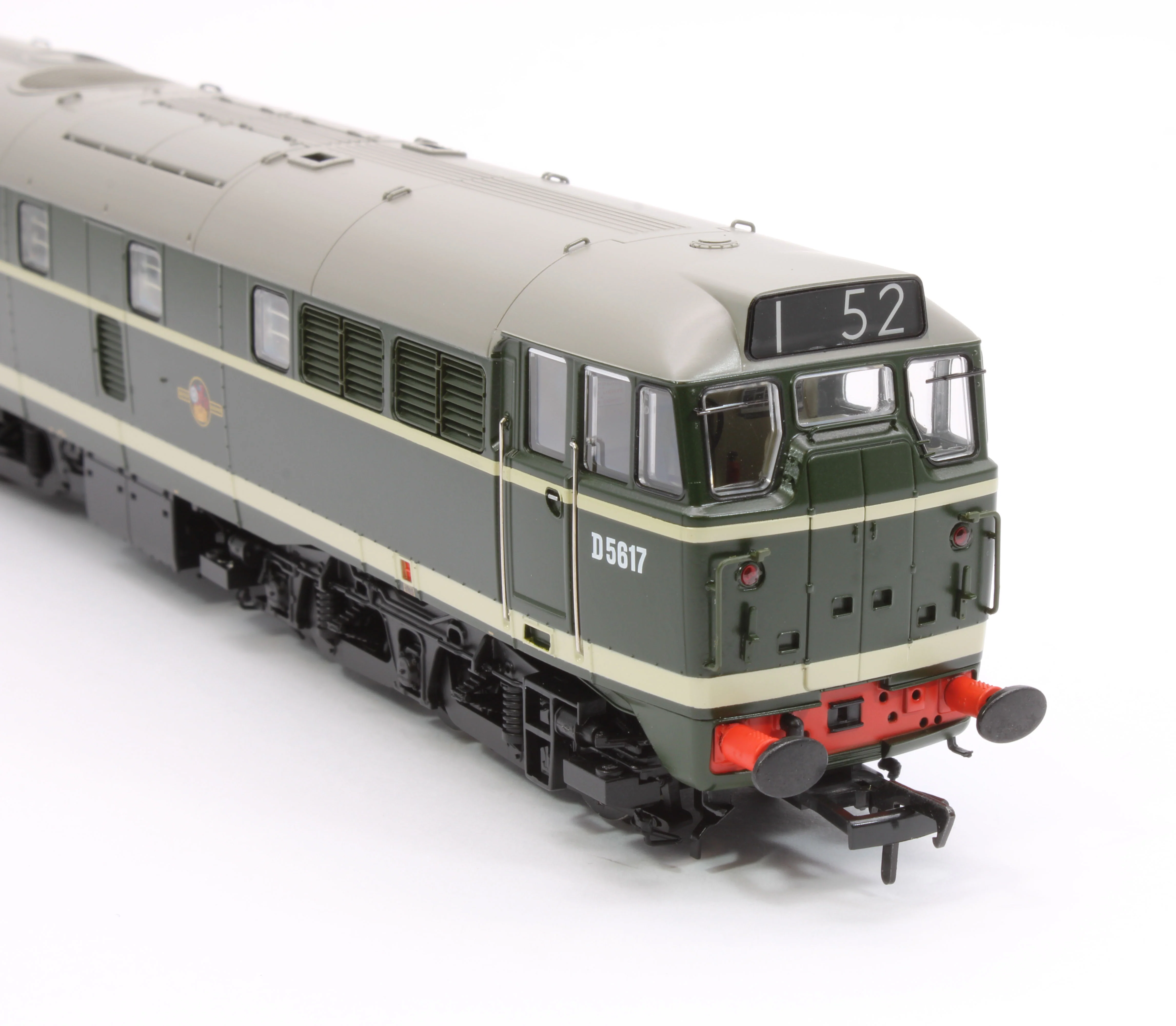 35-801A Class 30 D5617 BR Green (Late Crest) Diesel Locomotive - Image 10