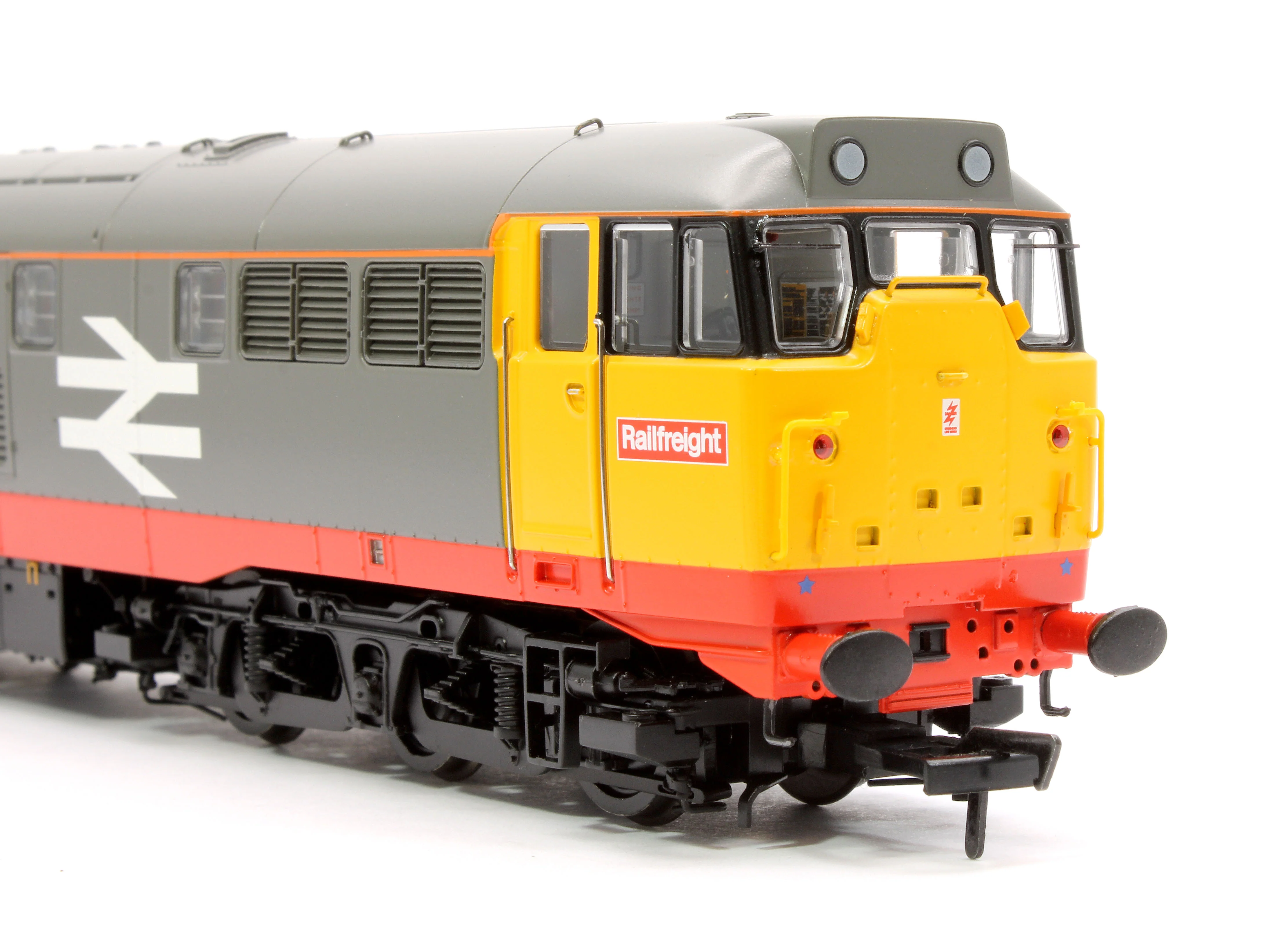 35-821ASFX Class 31/1 Refurbished 31149 BR Railfreight (Red Stripe) Diesel Locomotive - DCC Sound Deluxe - Image 10
