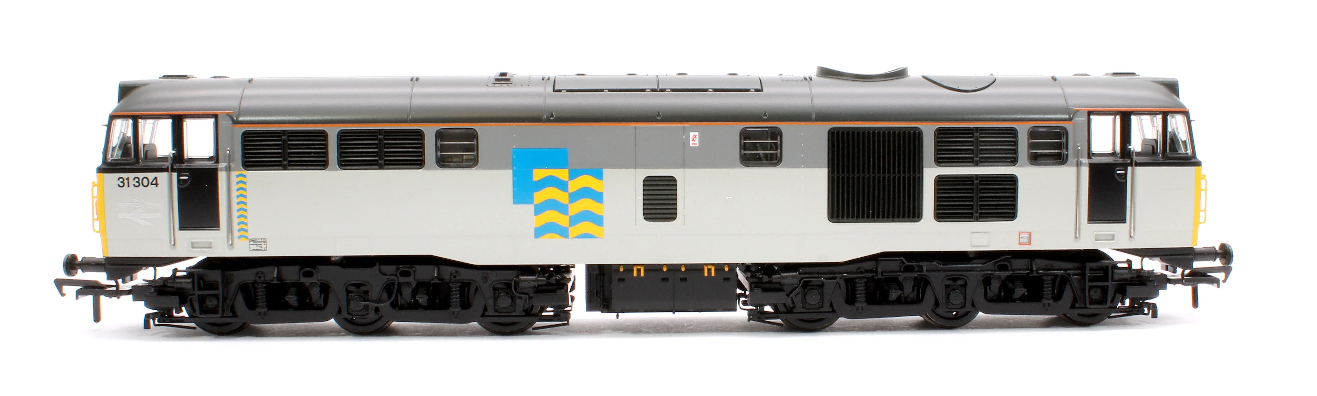 35-823A Class 31/1 Refurbished 31304 BR Railfreight Petroleum Sector Diesel Locomotive - Image 5